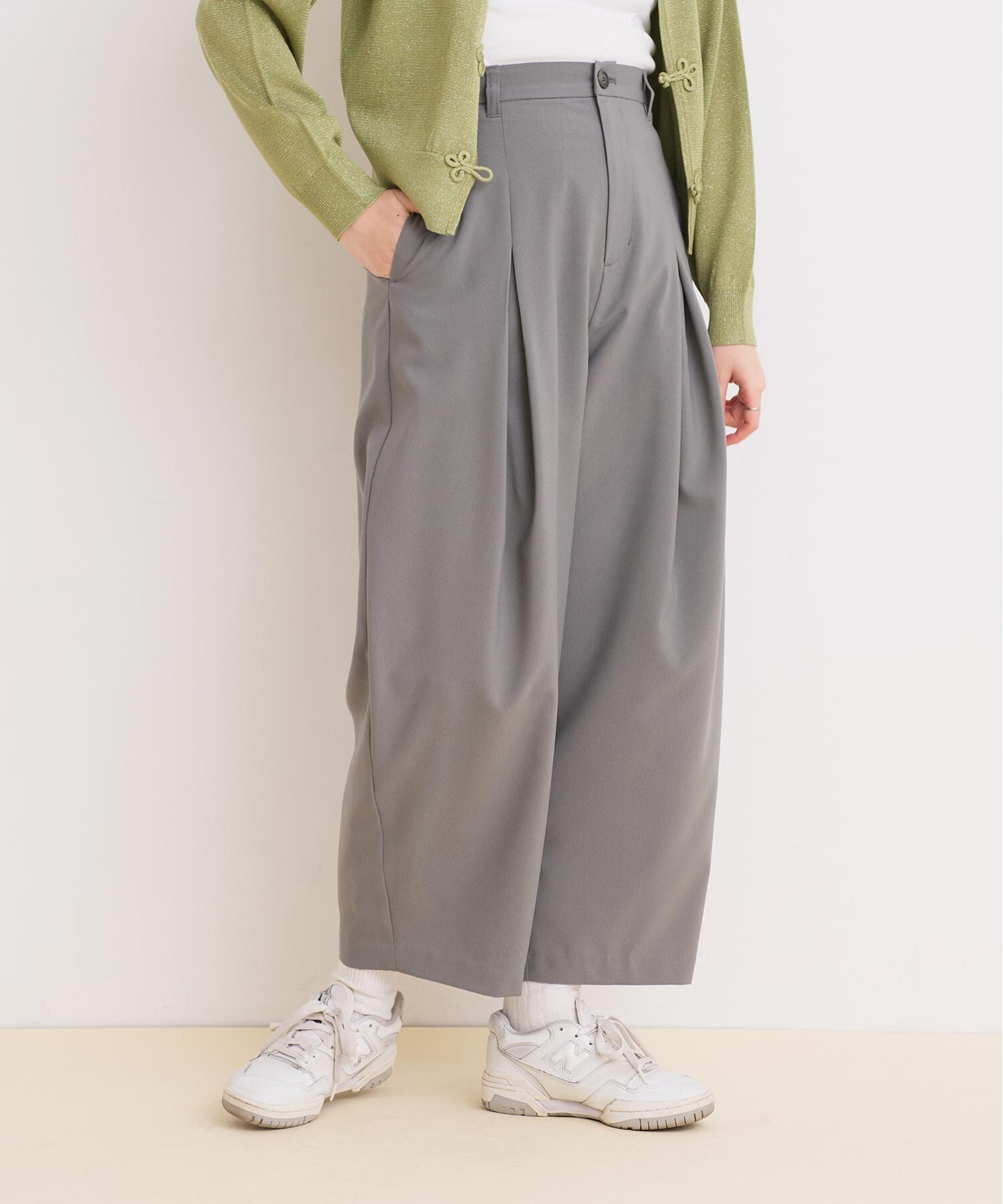 AMBIDEX Store ○BOX タックパンツ(F クロ): l'atelier du savon