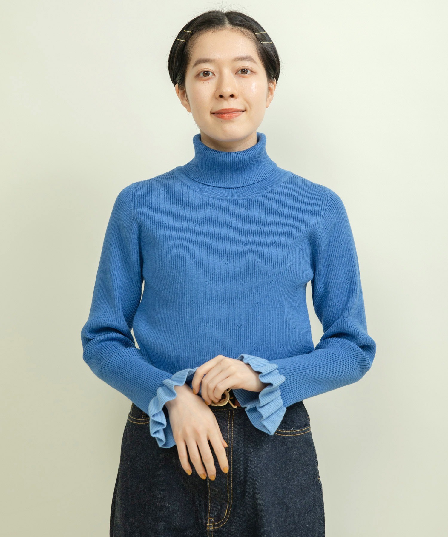 AMBIDEX Store ○もちもち袖口フリル アイレットリブタートル(F アカ