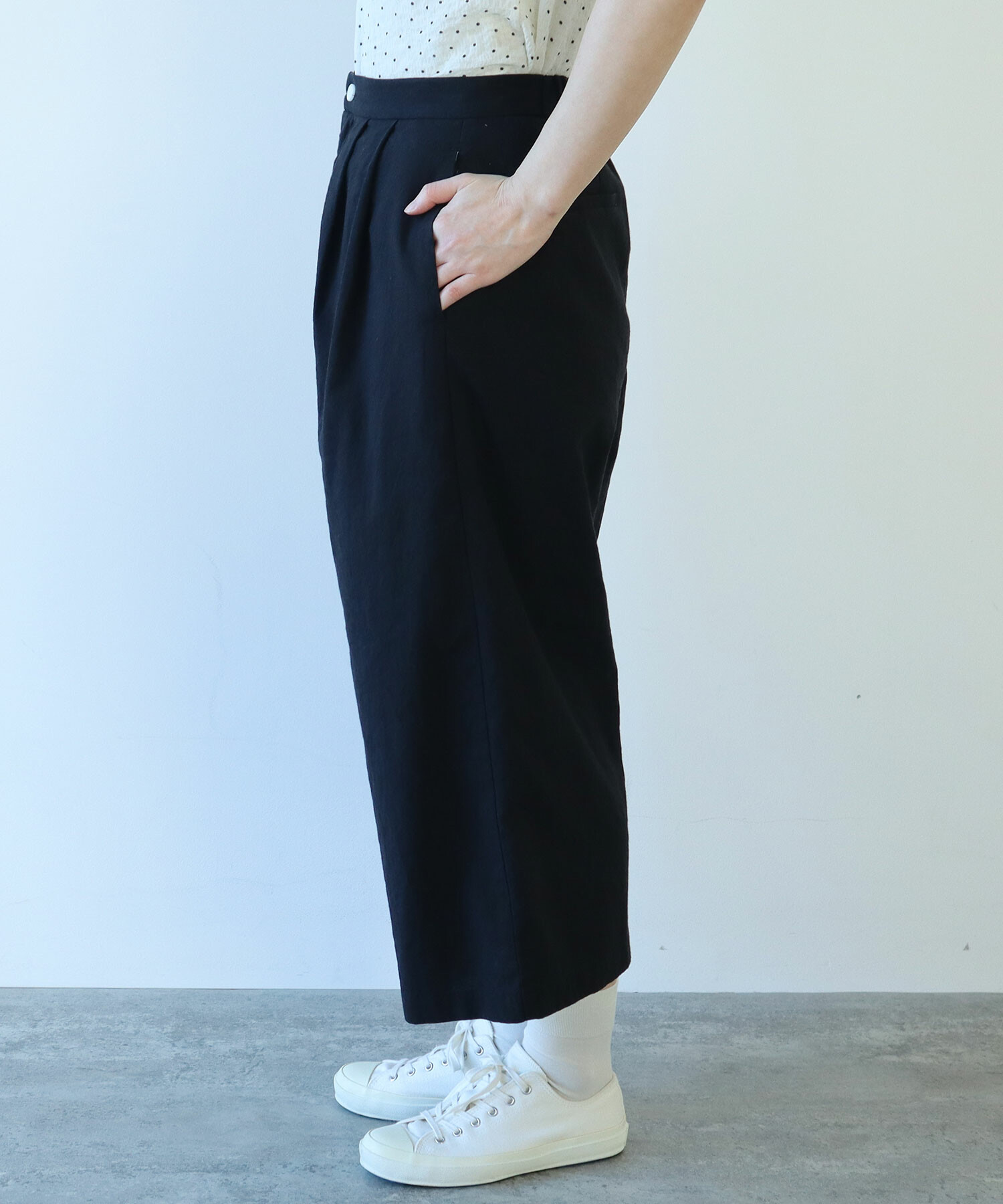 ☆新品☆bulle de savon リネンコットンパンツ bulle de savon（ビュルデサボン）の「リネン/コットン ボーイ