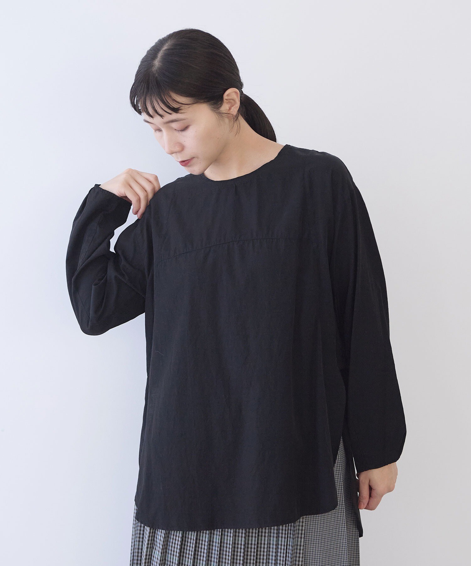 【新品・未使用】PAGE UNE 03 / 04 AMBIDEX Store ○recycled cotton チュニックブラウス(F シロ): yuni