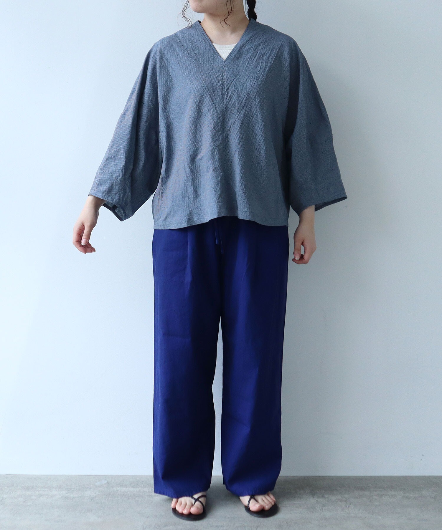 AMBIDEX Store △○Vネックブラウス(F コン): yuni
