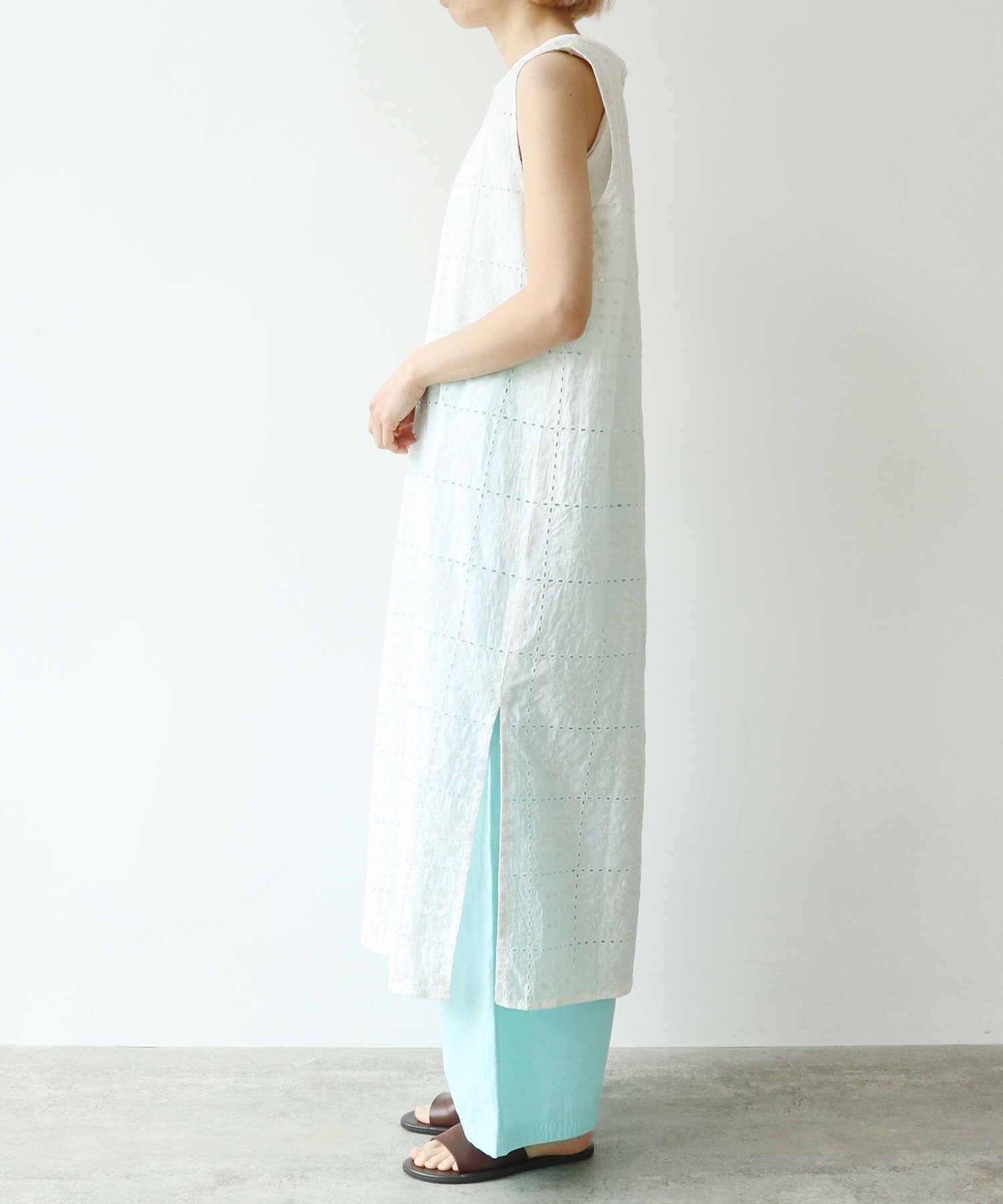 AMBIDEX Store 【予約販売】○eyelet embroidely sleeveless AMBIDEX Store 【予約販売】○eyelet embroidely sleeveless