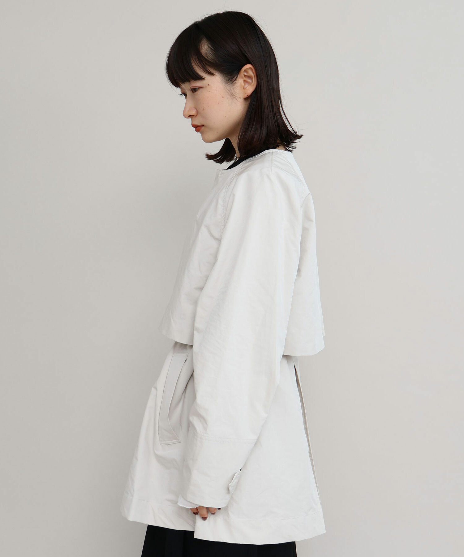 Bibiy ODETTE CAPE ケープコート黒ドット柄　❗️お値下げしました❗️ Bibiy ODETTE CAPE ケープコート黒ドット柄 ❗️お値下げしま