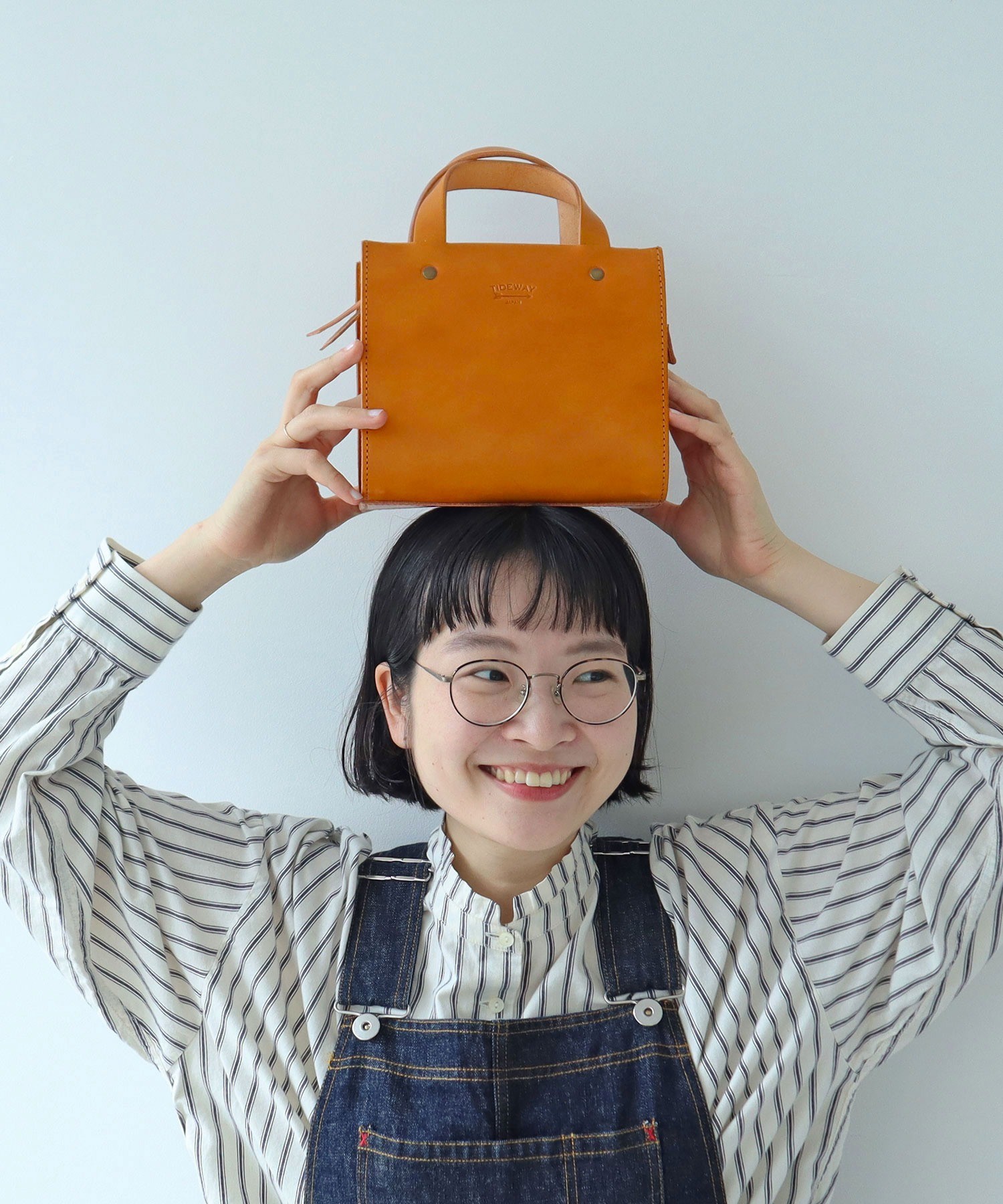 TIDEWAY ハンドバッグ AMBIDEX Store TIDEWAY 別注ショルダーBAG(F チャ): PAR ICI