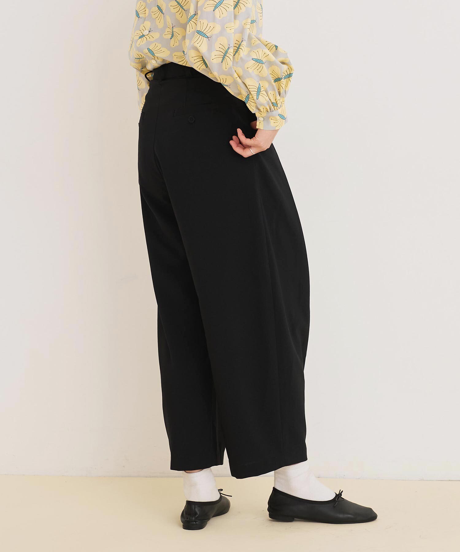 AMBIDEX Store ○BOX タックパンツ(F クロ): l'atelier du savon