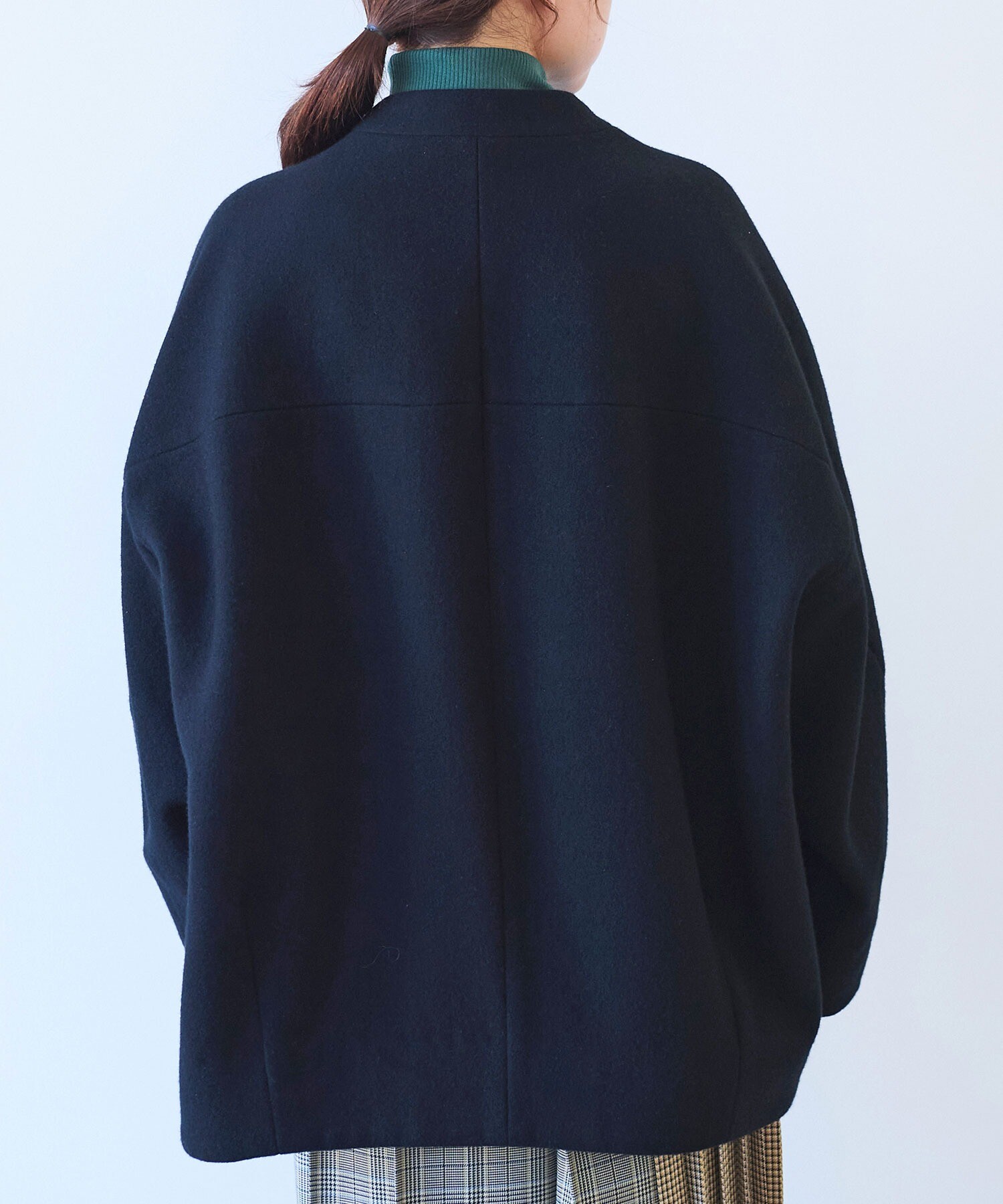 極美品✨エムフィル　22AW ループボア　コクーンコート　36 オフ白 日本製 2buy3buyクーポン対象！BLACK-FRIDAY-SALE バイカラー パイピング BIG