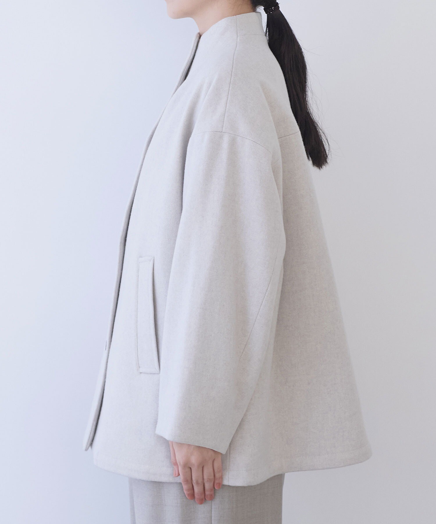 yuni ユニ ボトルネックコート グリーン Fサイズ ウール スーパー100 AMBIDEX Store W/super100 bottleneck drawstrings hem コート(F