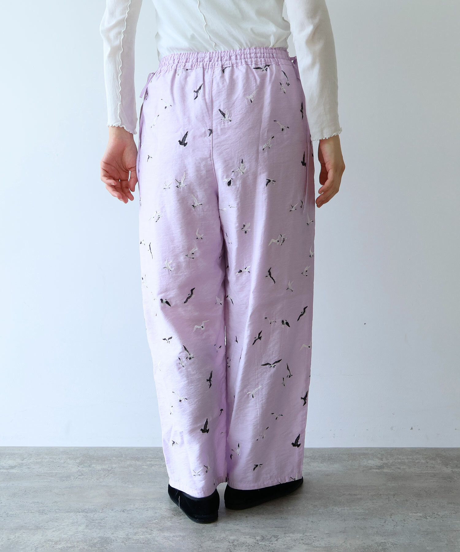 AMBIDEX Store ○bird刺繍 drawstrings パンツ(F クロ): yuni AMBIDEX Store ○bird刺繍 drawstrings パンツ(F クロ): yuni