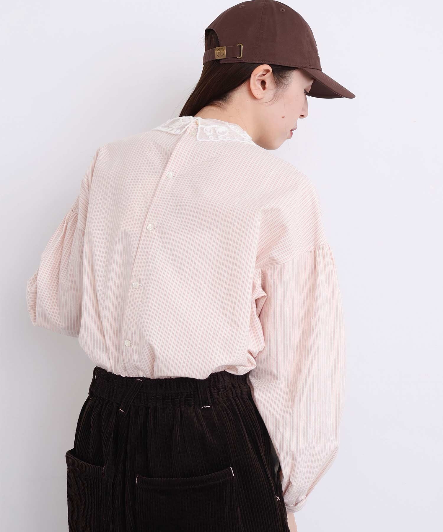 【90年代／当時物】ウェスト・ブロムウィッチ ９７／９８（H）襟付き AMBIDEX Store 【予約販売】○いちごのコード刺繍 重なる襟ブラウス(F