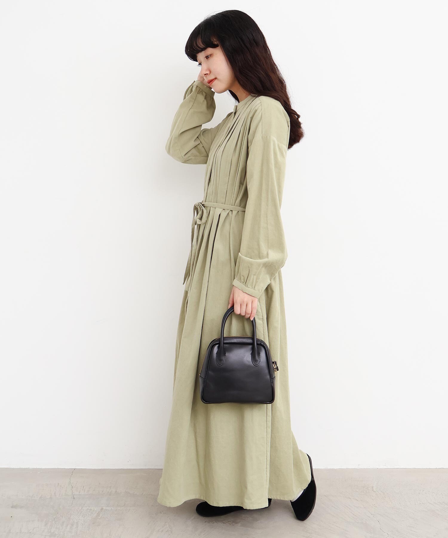 AMBIDEX Store 〇21Wシャツコール タックワンピース(F クロ): l