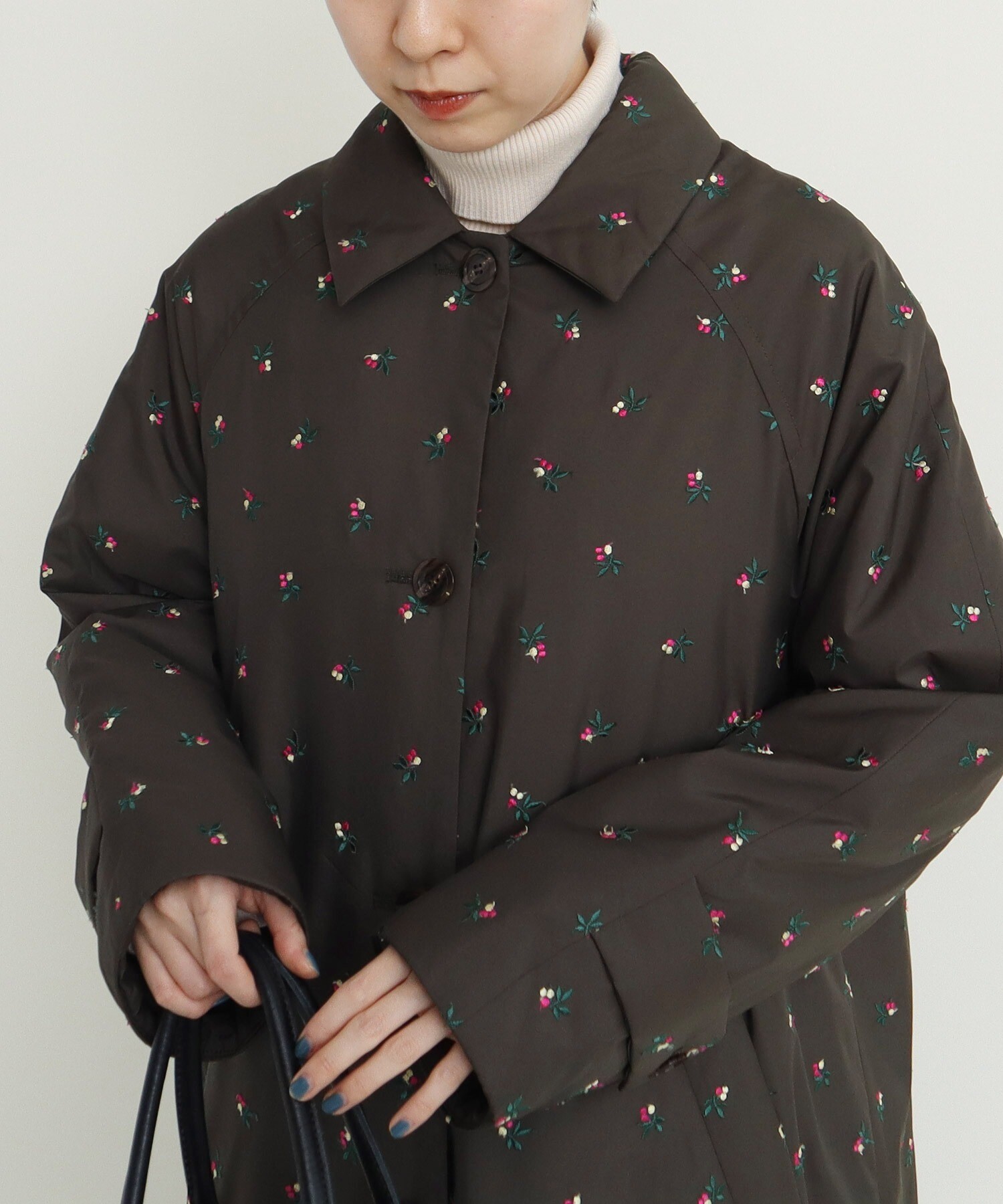 EVOダウン 小花刺繍ステンコート