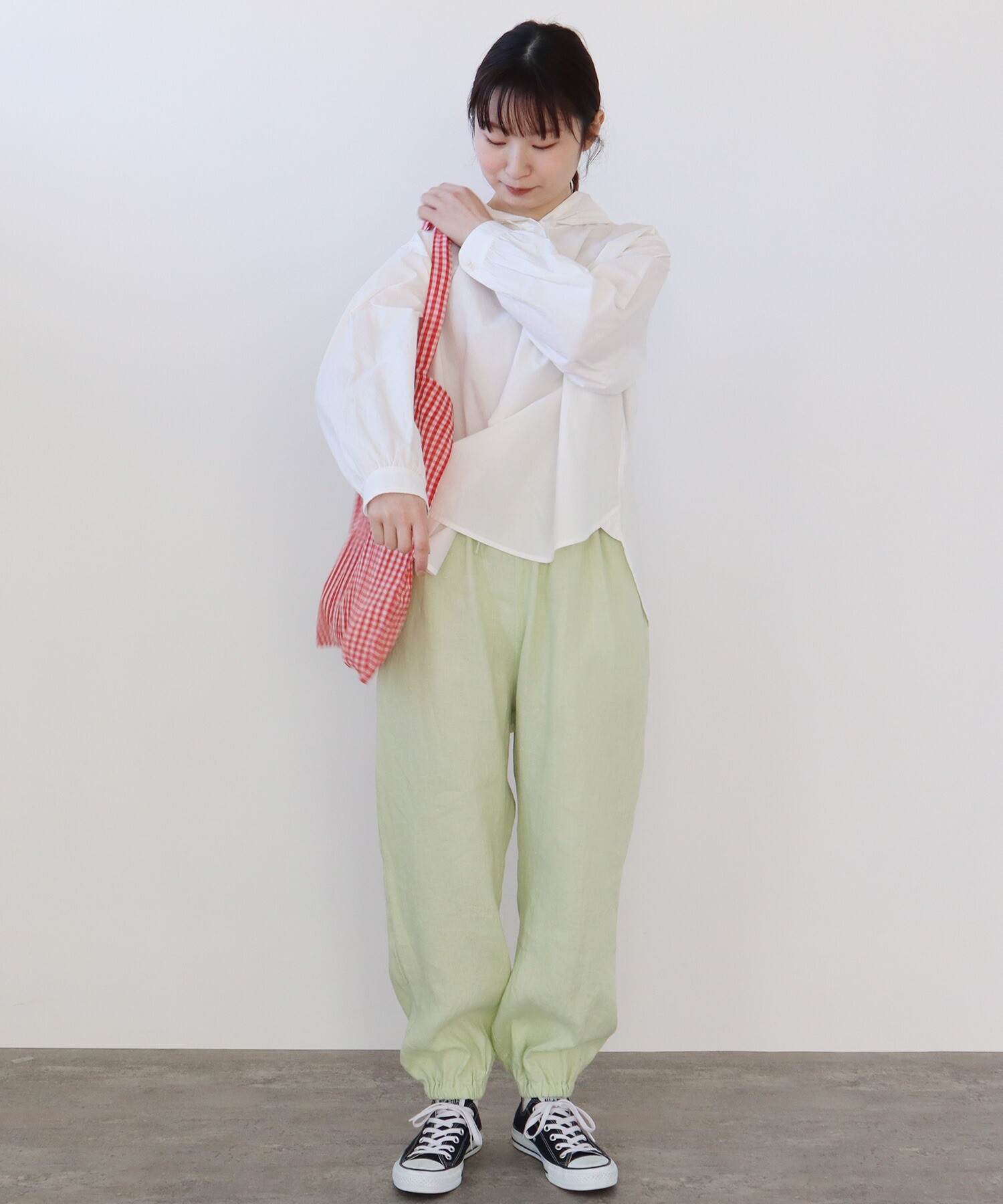 model:163cm