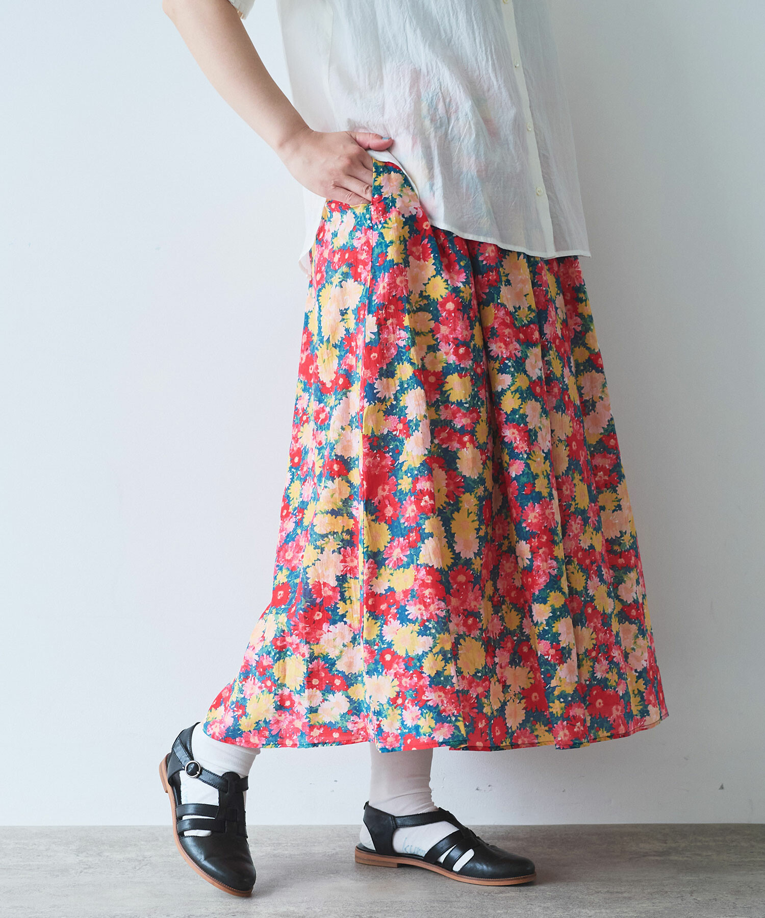 スカート Carne Bollente Alphabite Skirt Carne Bollente/カルネボレンテ】 Alphabite：スカート（ひざ丈