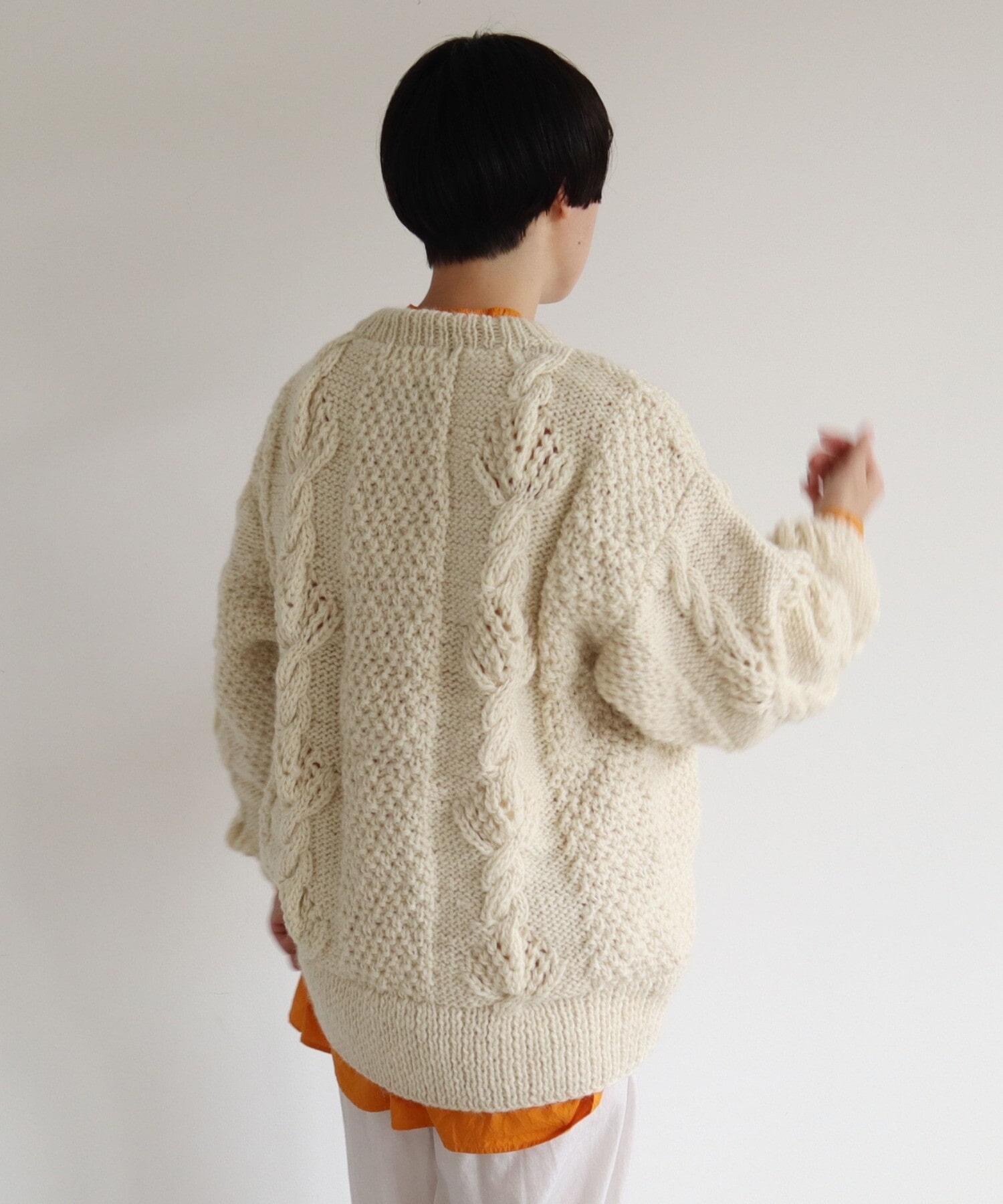 チャイルドウーマン☆ネパールHAND KNITアラン編み求心カーディガン-