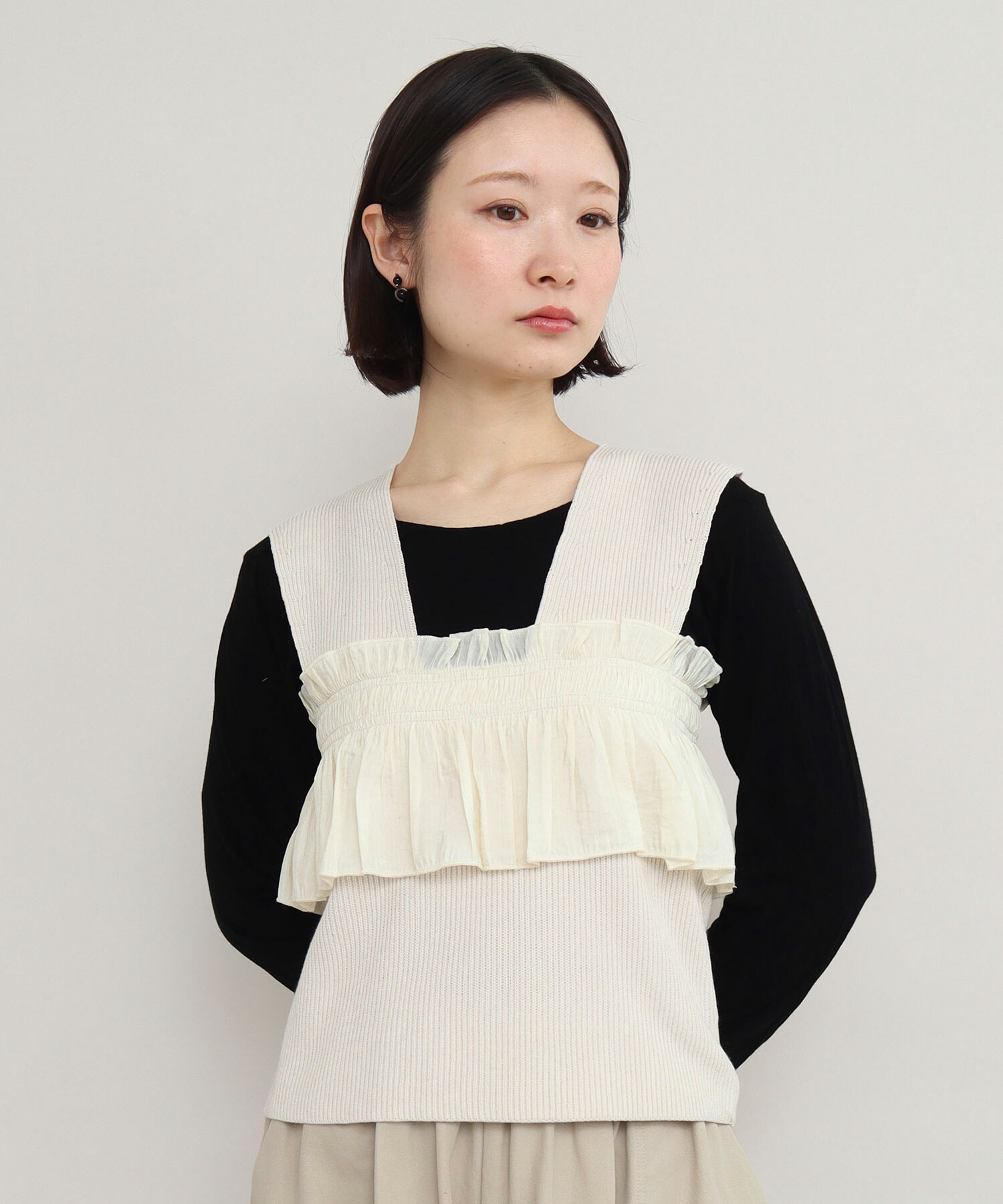 AMBIDEX Store 〇PICCO ギャザーモチーフベスト(F クロ): iki AMBIDEX Store 〇PICCO ギャザーモチーフベスト(F クロ): iki