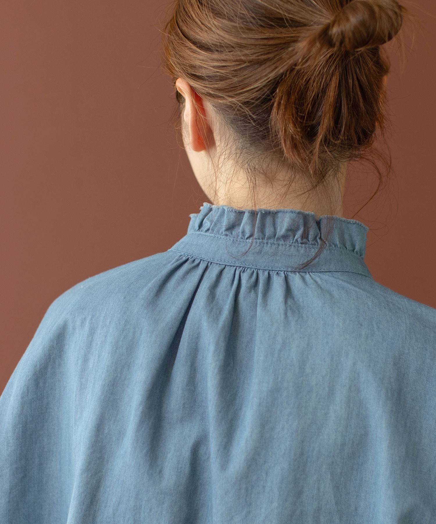 AMBIDEX Store ○ライトオンスデニム スタンドフリルブラウス(F