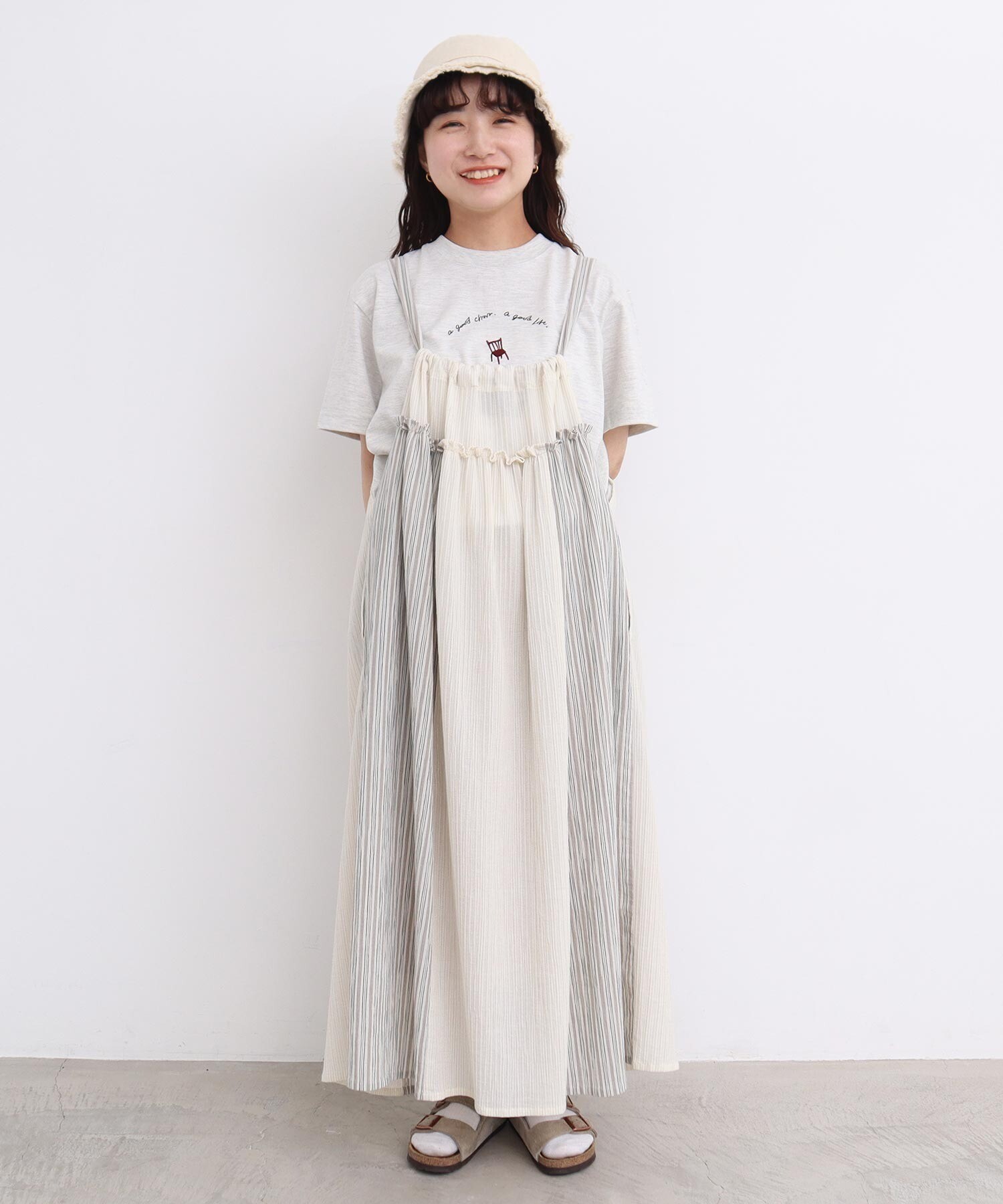 専用　エプロン　ハンドメイド　保育士　パッチワーク　ワンピース 専用 エプロン ハンドメイド 保育士 パッチワーク ワンピース