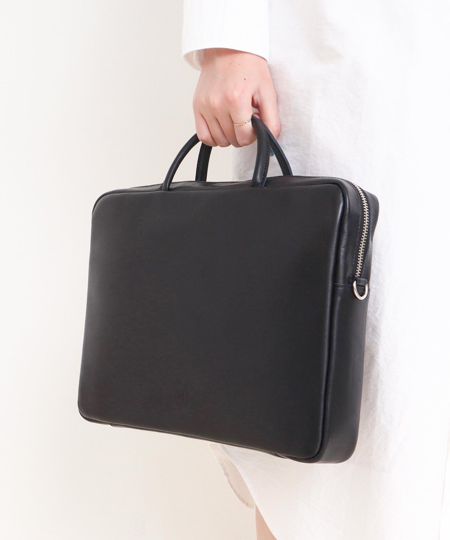 AMBIDEX Store TIDE WAY ICY document 2way bag(F クロ): l