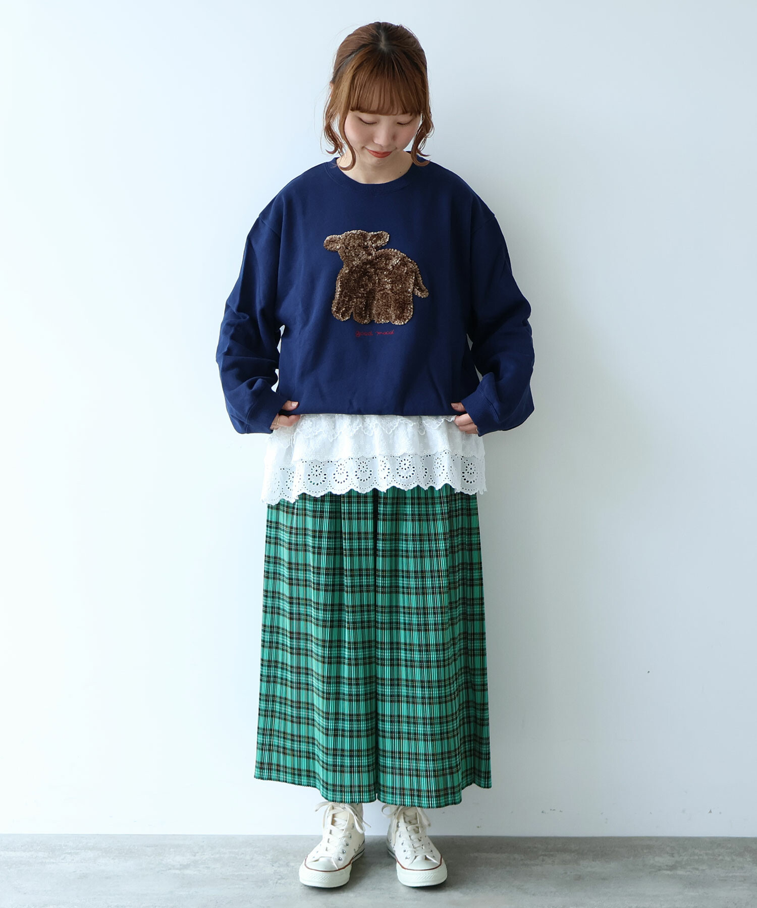 AMBIDEX Store ○ 30 / 10 コーマ裏毛 子ひつじ刺繍 スウェット(F コン