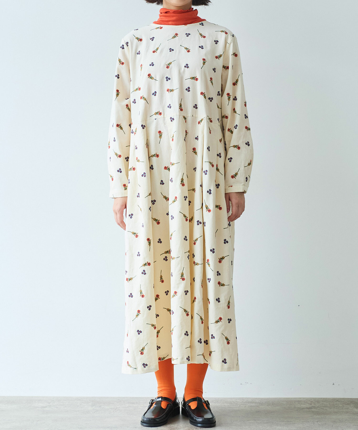 クロスアンドクロス スモッキング刺繍ワンピース クロスアンドクロス