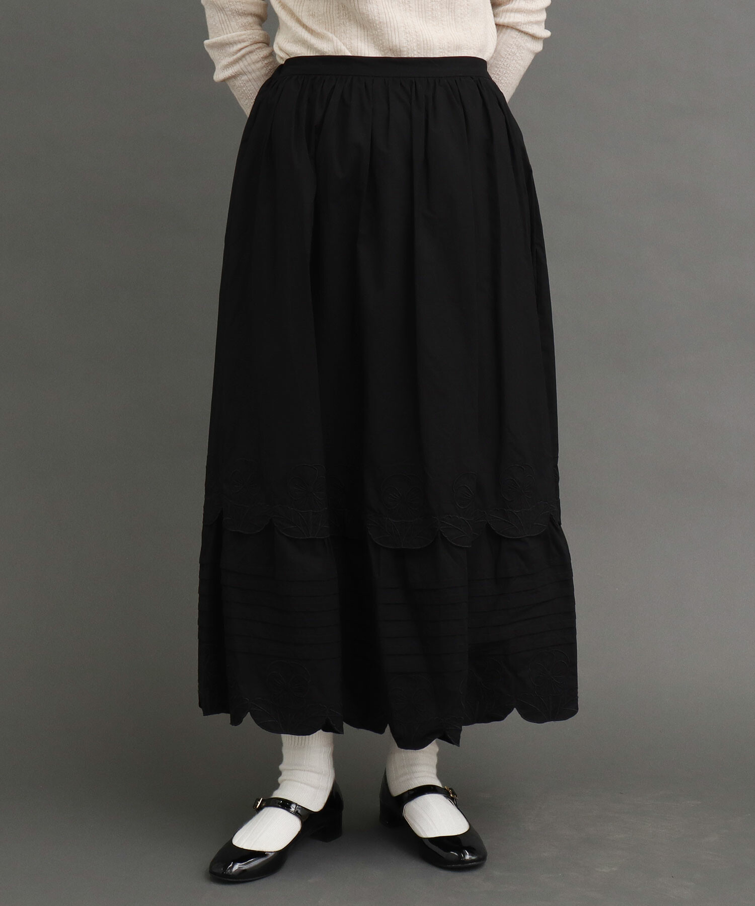 AMBIDEX Store 〇パンジー刺繍スカート(F シロ): l'atelier du savon