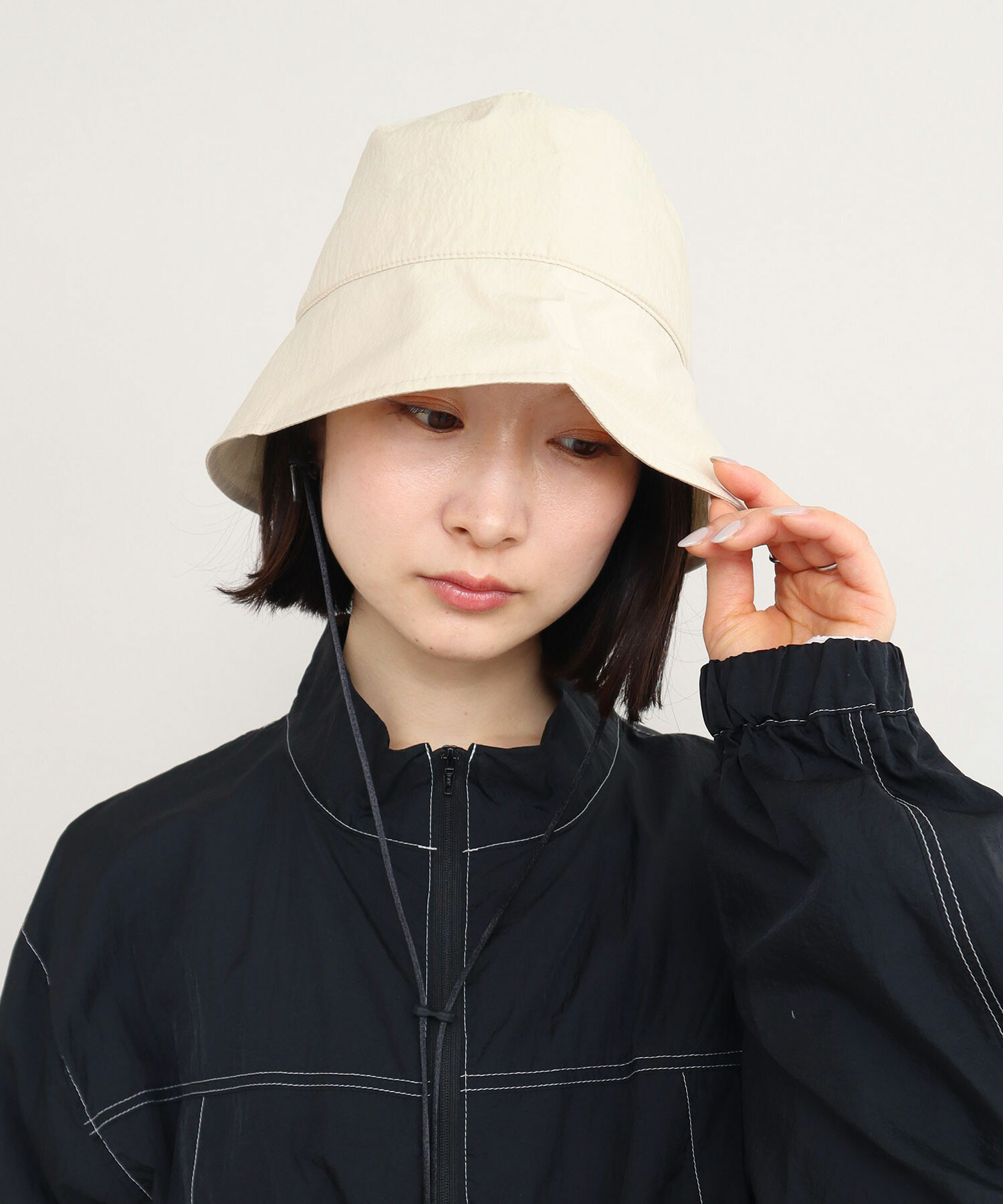AMBIDEX Store 〇マットツイル バケットハット(F ベージュ): iki AMBIDEX Store 〇マットツイル バケットハット(F ベージュ): iki