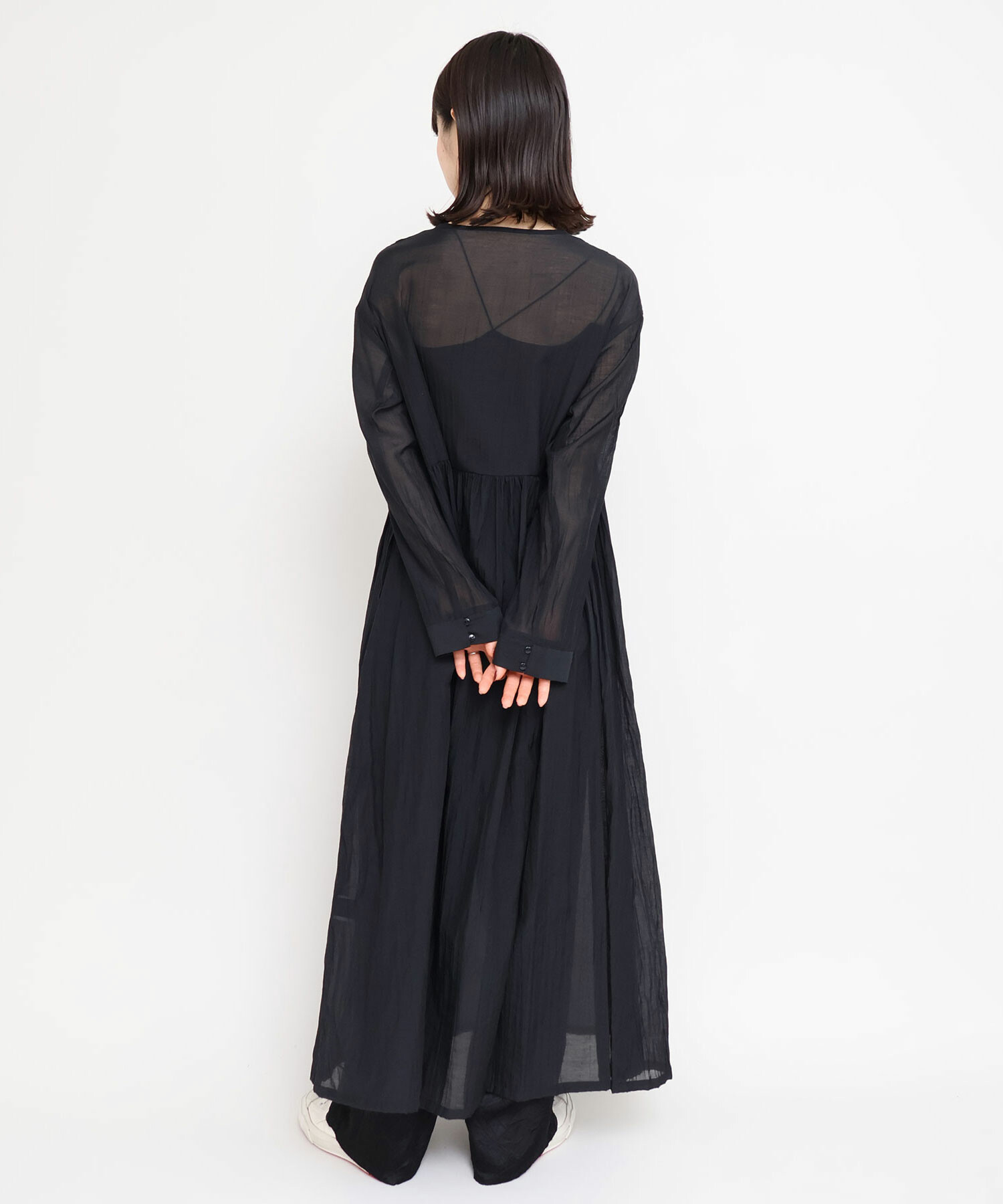 今期AW品　iki 綿ナイロンローン ガウンロング ワンピース AMBIDEX Store 〇綿ナイロンローン ガウンロング ワンピース(F クロ): iki