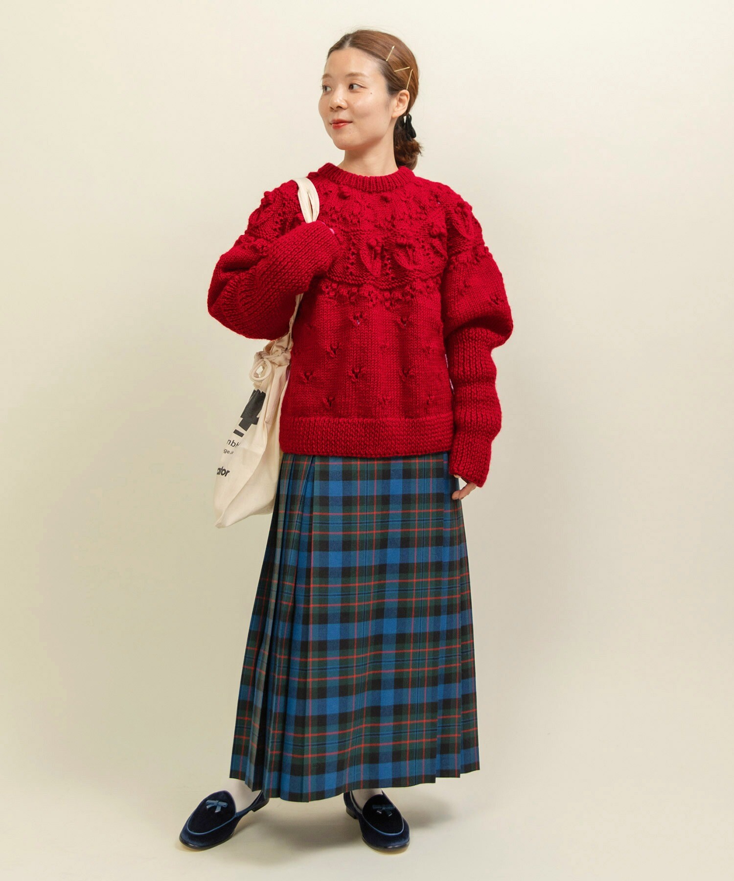 AMBIDEX Store ○ネパールギルボックス 求心もよう編みプルオーバー(F