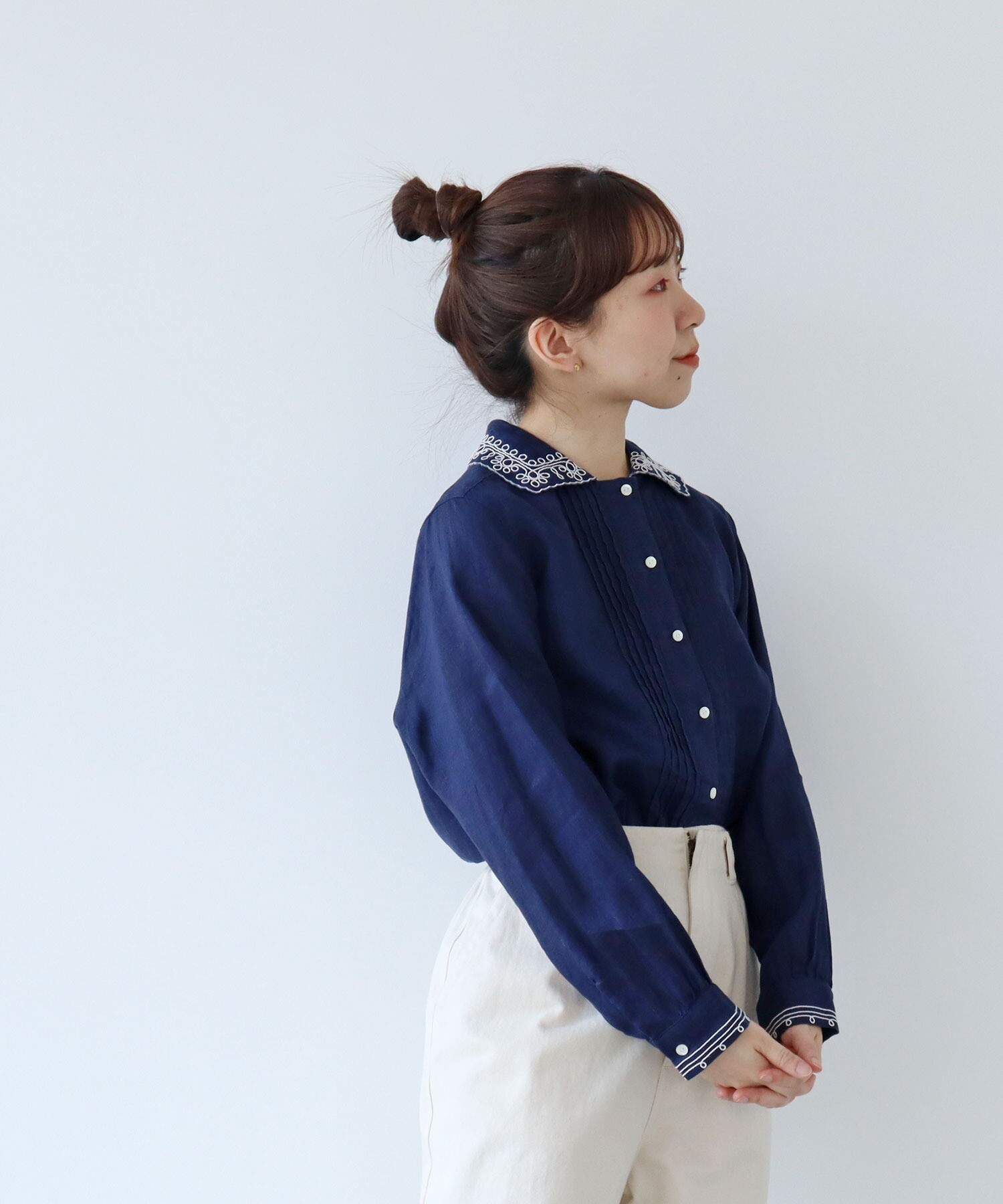 AMBIDEX Store 〇コードお花刺繍 ピンタックブラウス(F コン): PAR ICI