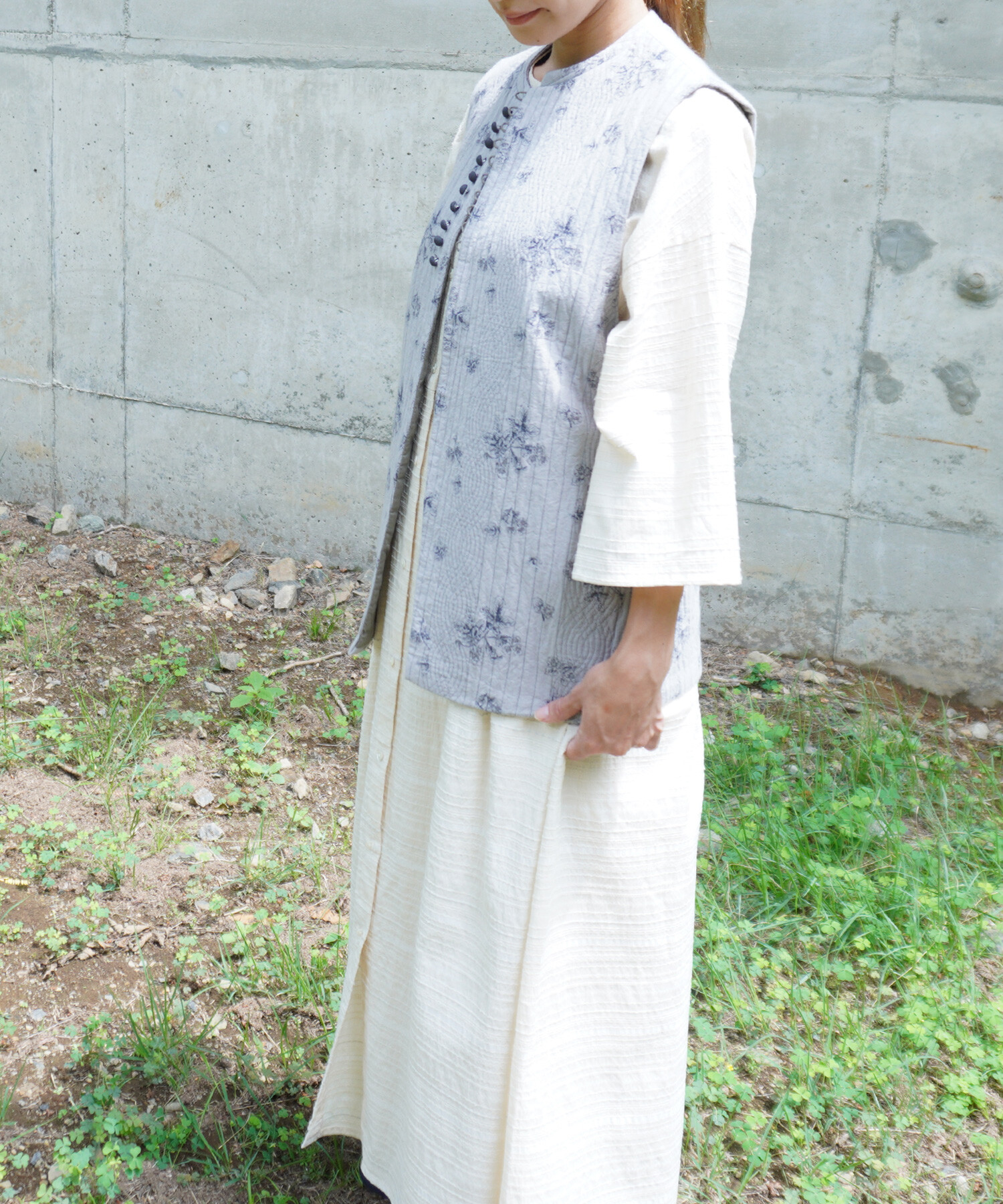 AMBIDEX Store 〇flower quilt jacquard ベスト(F グレー): FLAT