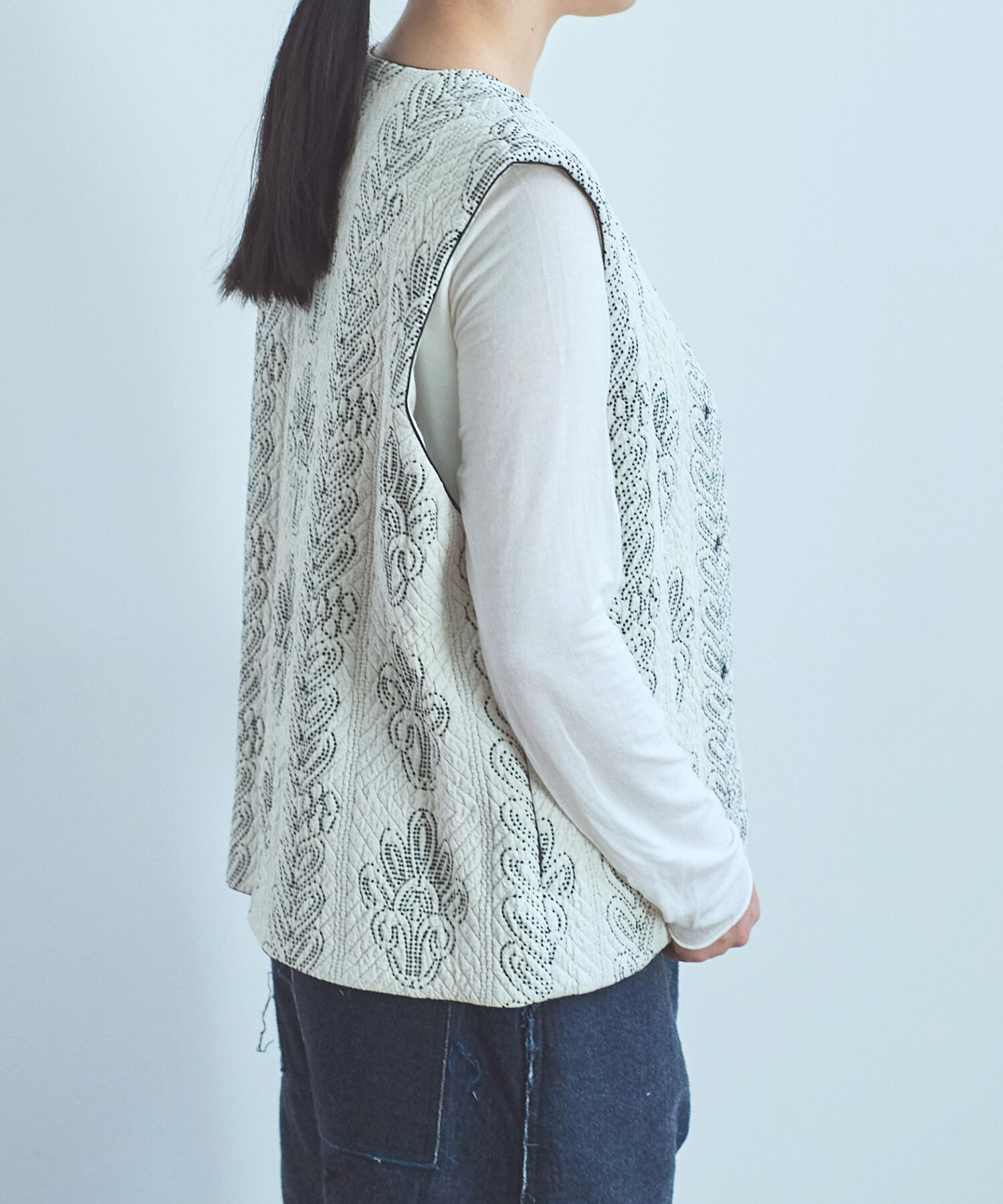 qiri キリ　boutis ベスト AMBIDEX Store 【予約販売】〇boutis jacquard ベスト(F キナリ