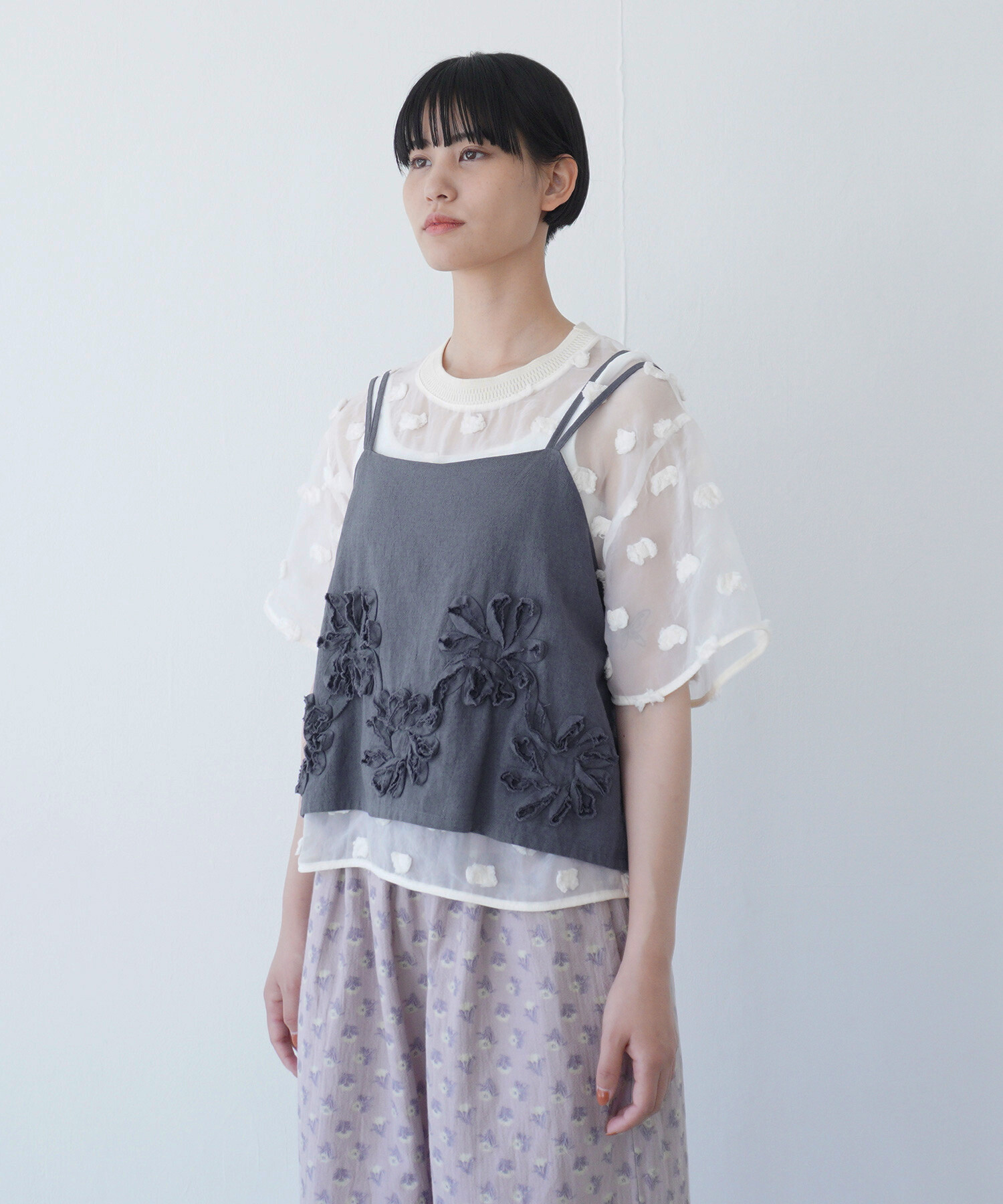 M_ EMBROIDERY キャミソール ハンマーサテン キャミソール｜トゥモローランド 公式通販