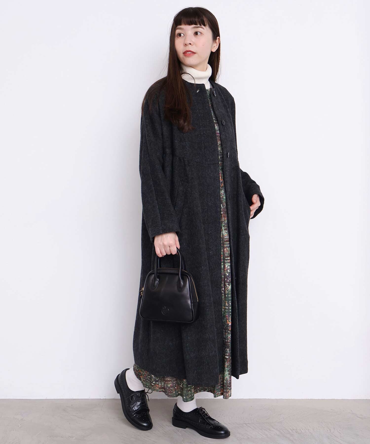 AMBIDEX Store 〇ヘリンボーンウール ドルマンギャザーコート (F クロ