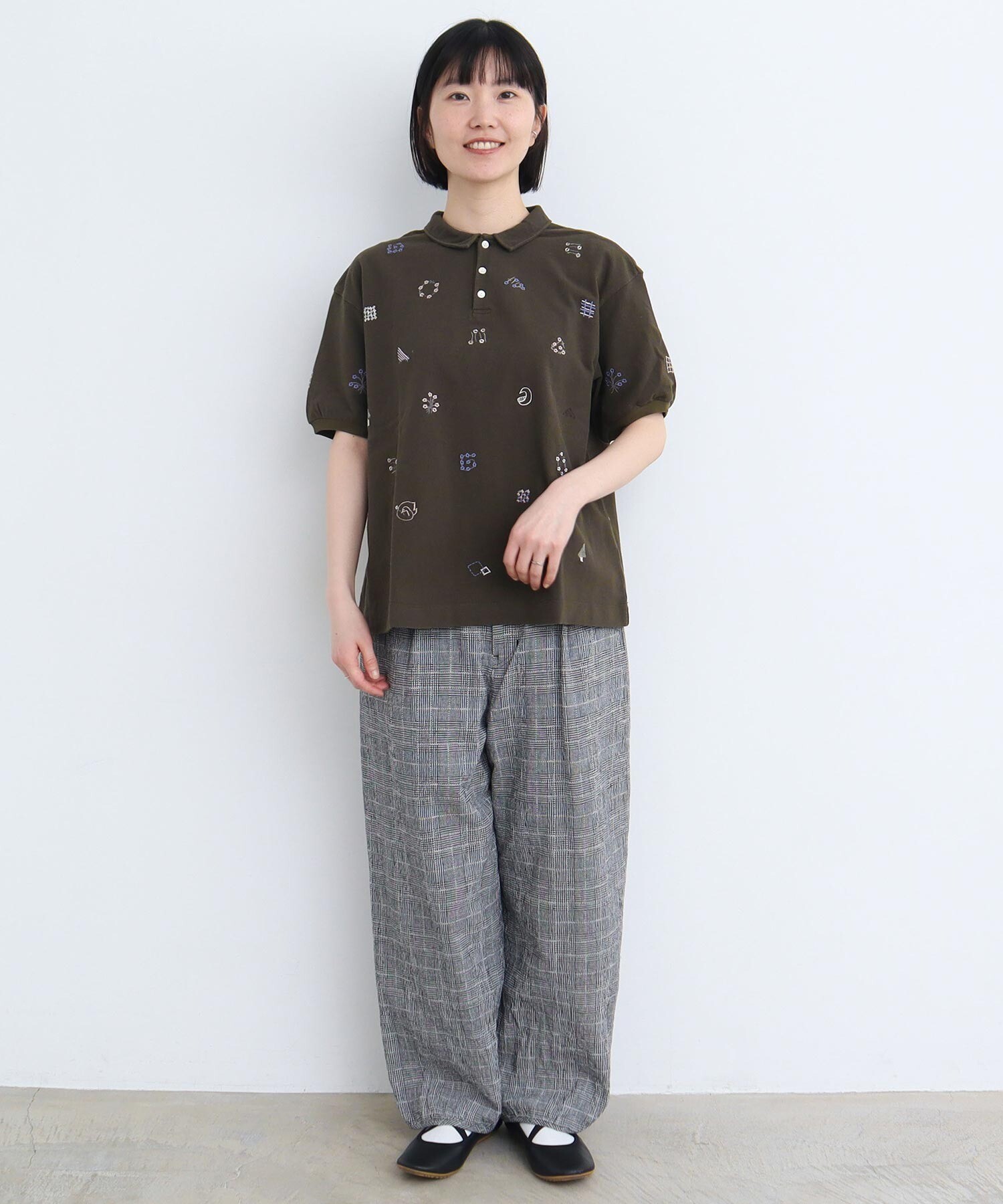 AMBIDEX Store ○まるさんかくしかく刺繍 ポロシャツ(F キナリ