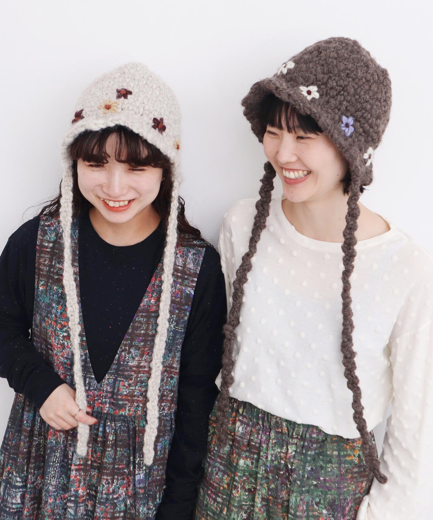 やすぽん様 AMBIDEX Store 【予約販売】〇ちいさな花のハンドニットハット