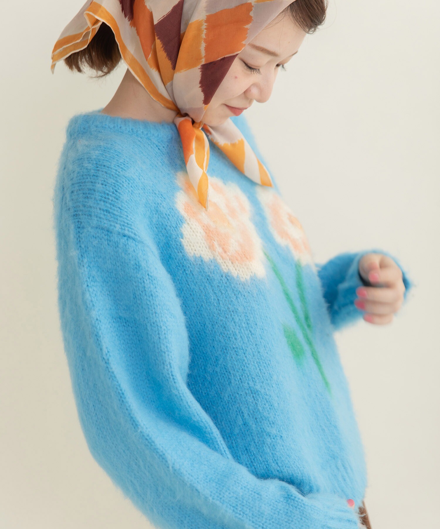 AMBIDEX Store ○花モチーフ起毛インターシャプルオーバー(F