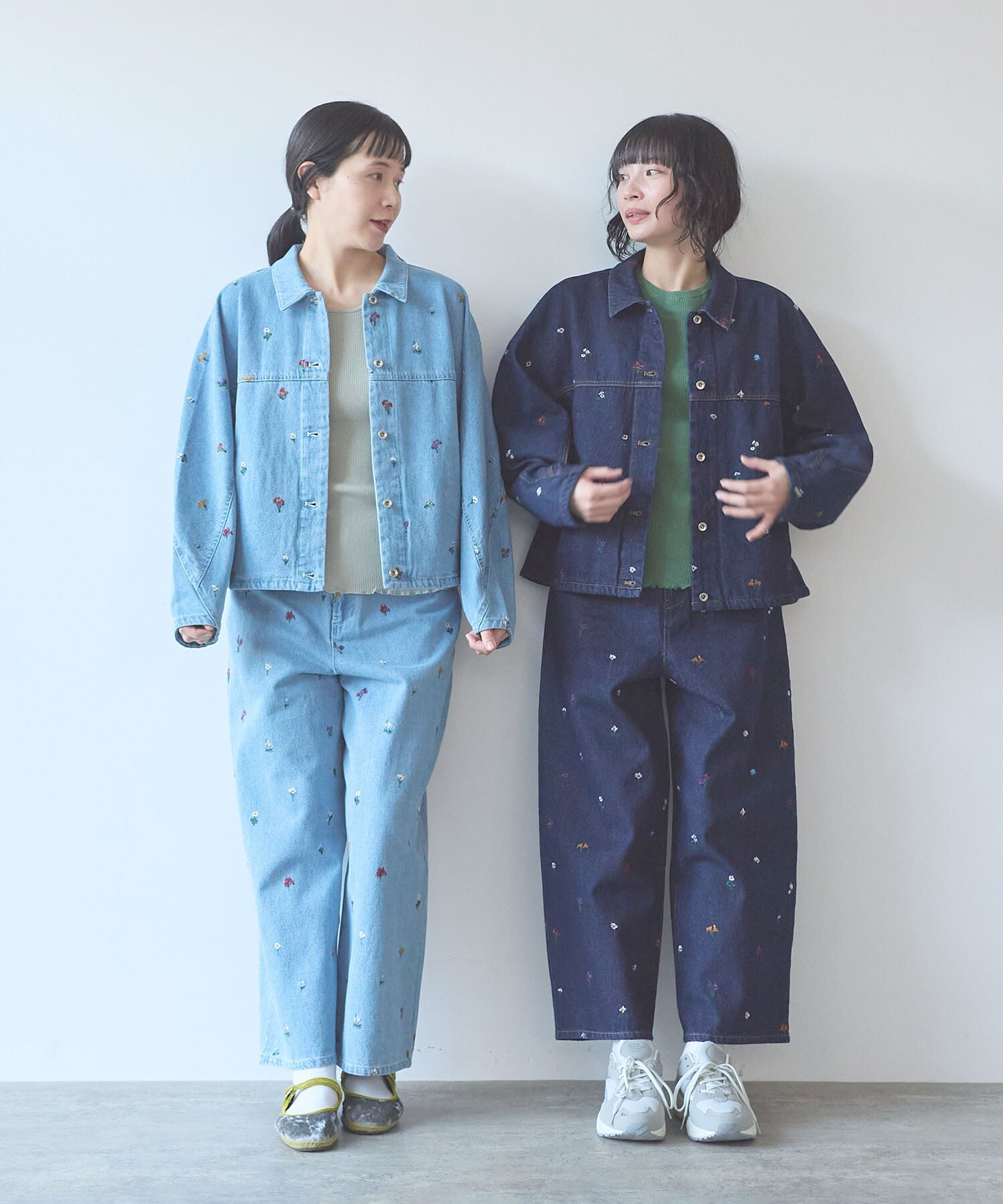 AMBIDEX Store floral embloidely denim 5pkt back gum パンツ(M