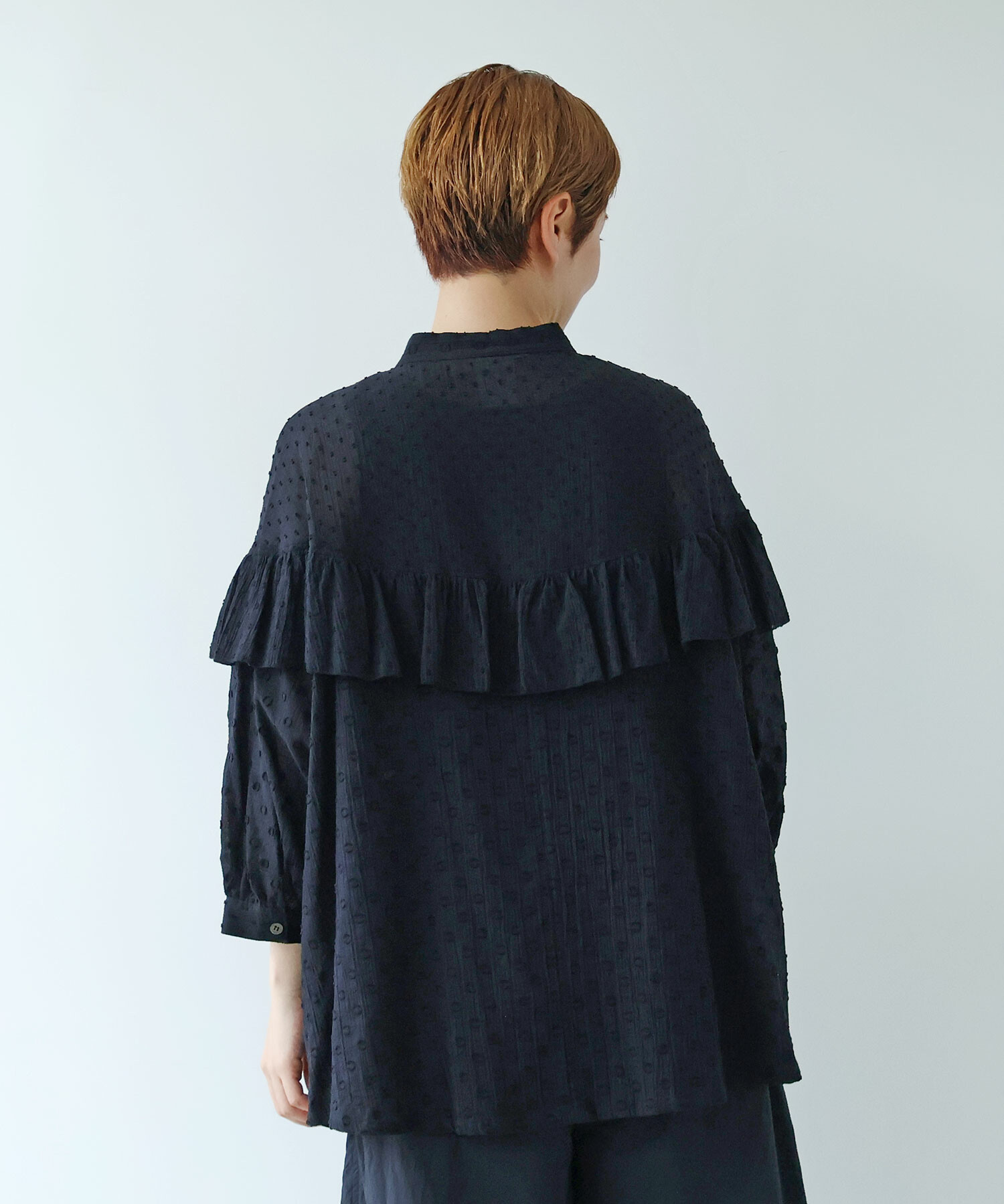 AMBIDEX Store DOT CUT DOBBY ROUND FRILL ブラウス(F WHITE): buoybuoy
