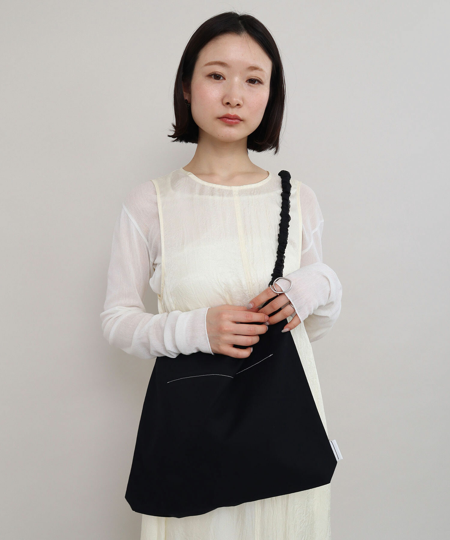 AMBIDEX Store 〇シーチング配色ステッチ エコバッグ(F クロ): iki AMBIDEX Store 〇シーチング配色ステッチ エコバッグ(F クロ): iki