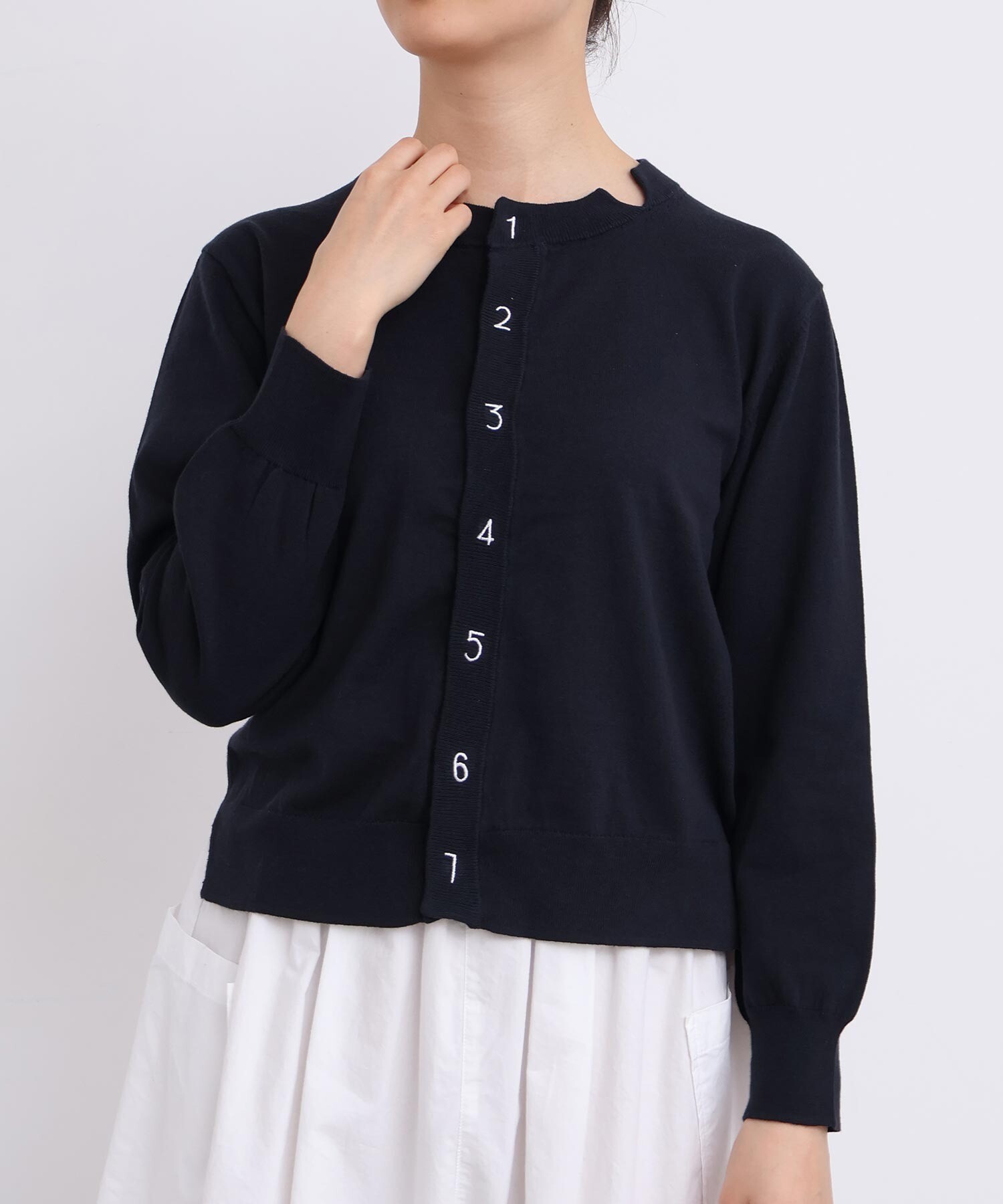 AMBIDEX Store コットン数字刺繍 クルーカーディガン(F サックス): l