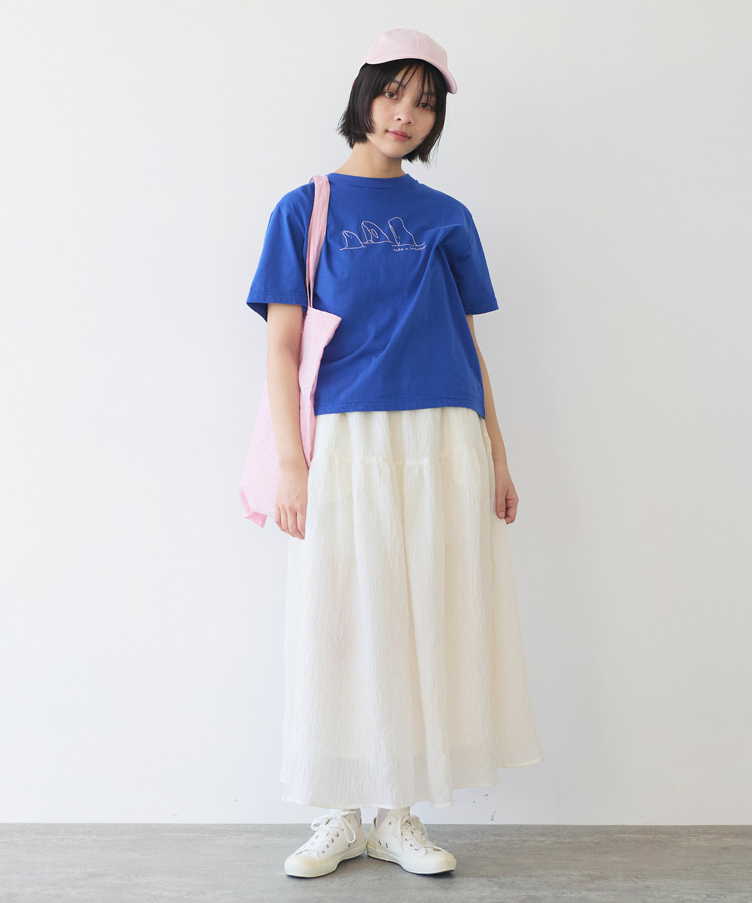 くじらさん専用 AMBIDEX Store △〇 くじらのなかまたち 刺繍Tシャツ(F シロ