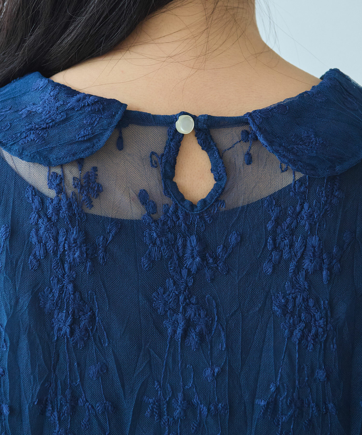 AMBIDEX Store 〇 tulle 刺繍 丸襟 ワンピース(F コン): bulle AMBIDEX Store 〇 tulle 刺繍 丸襟 ワンピース(F コン): bulle
