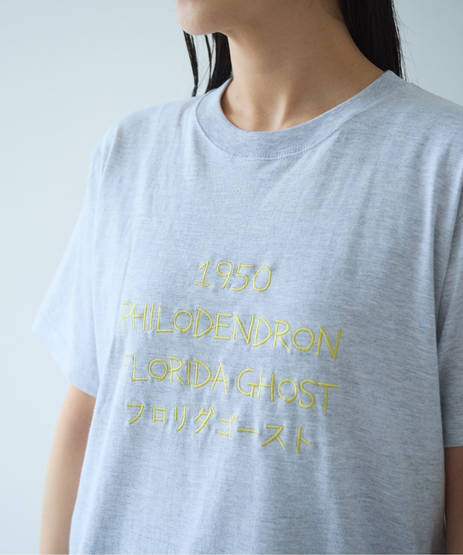 Clair de lune Tシャツ AMBIDEX Store PHILODENDRON embroidely Tシャツ(F シロ): yuni