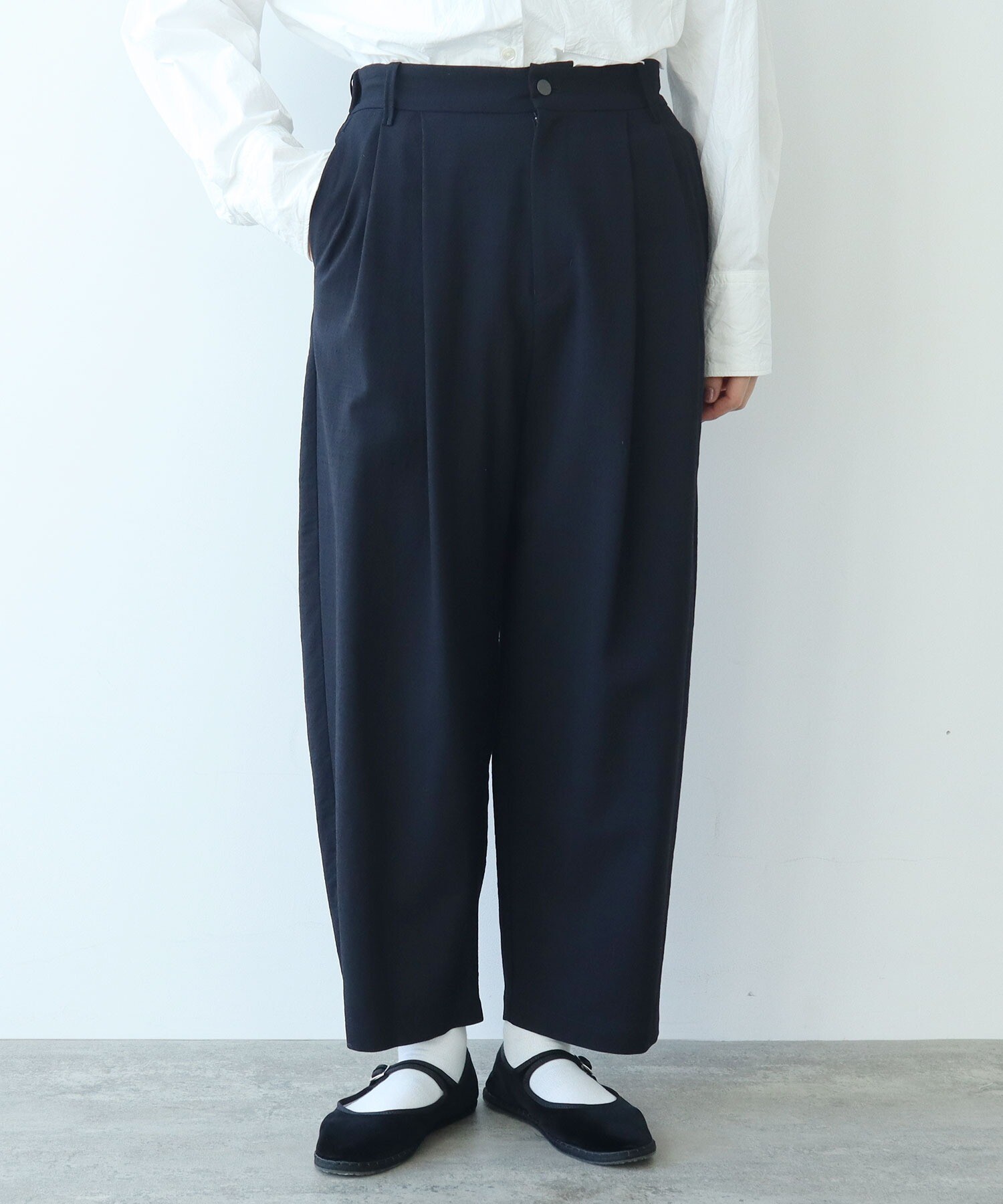 alcali アルカリ　テーパードパンツ　新品未使用 楽天市場】alcali パンツの通販