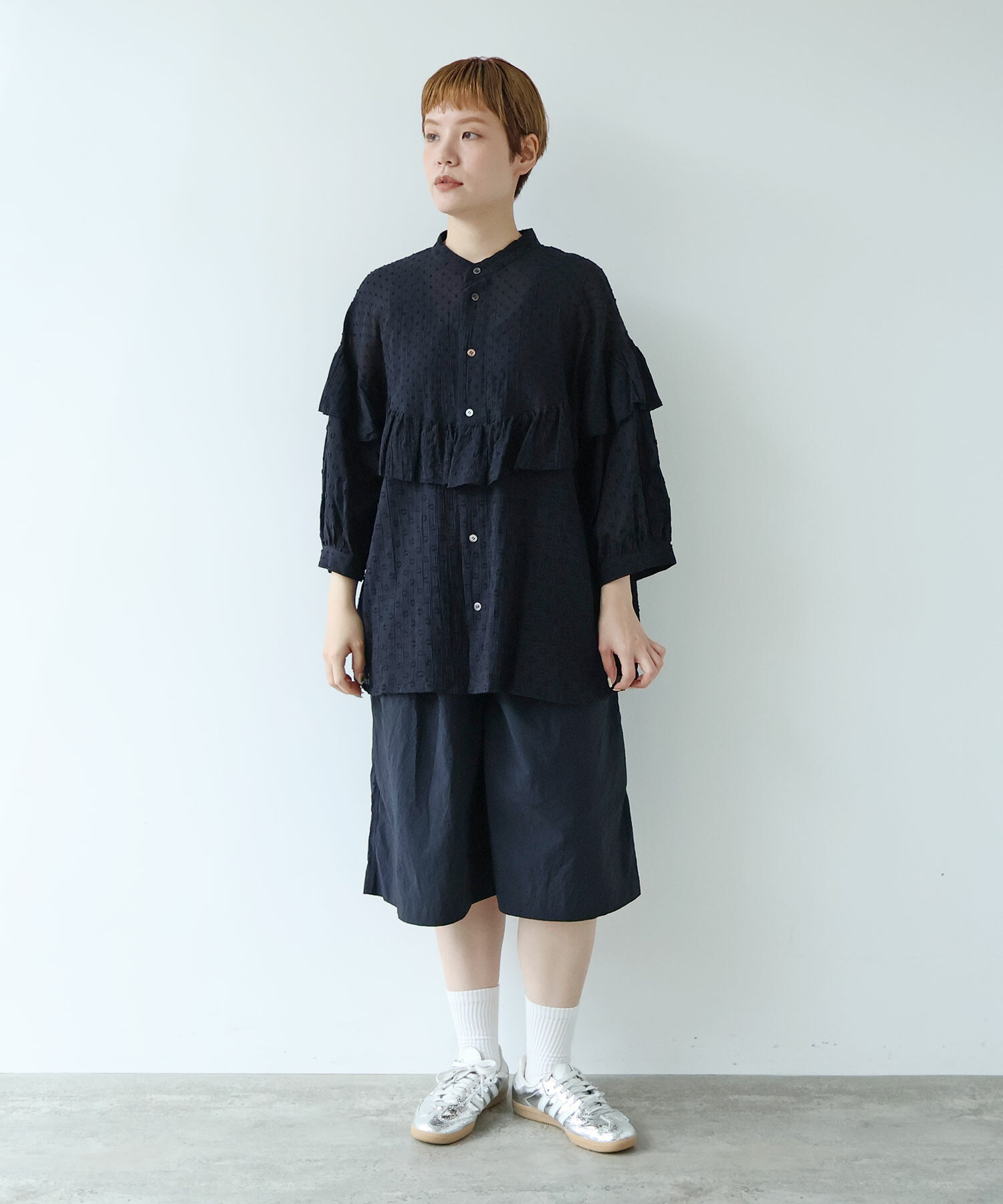 AMBIDEX Store DOT CUT DOBBY ROUND FRILL ブラウス(F LIGHT BLUE
