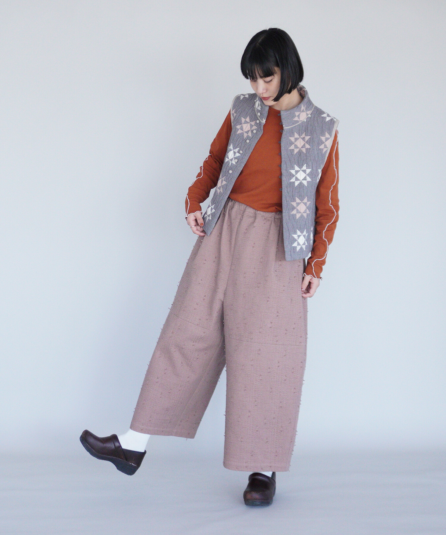 ✨専用ページ✨ AMBIDEX Store 〇patchwork quilt jacquard ベスト(F グレー