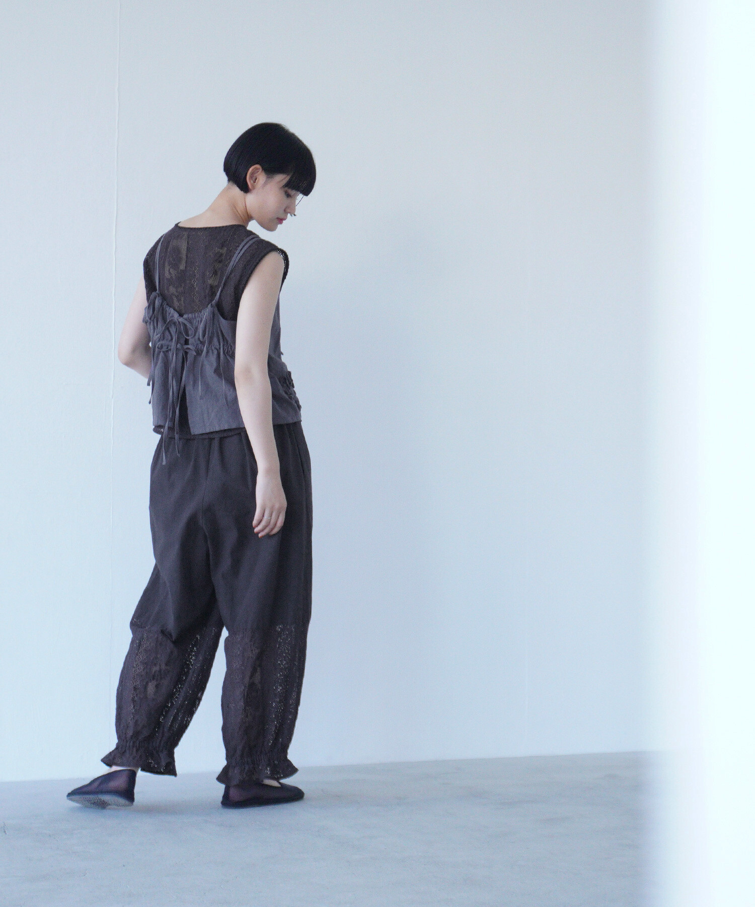 Bibiy ノースリーブ black Bibiy.|OFFICIAL ONLINE STORE