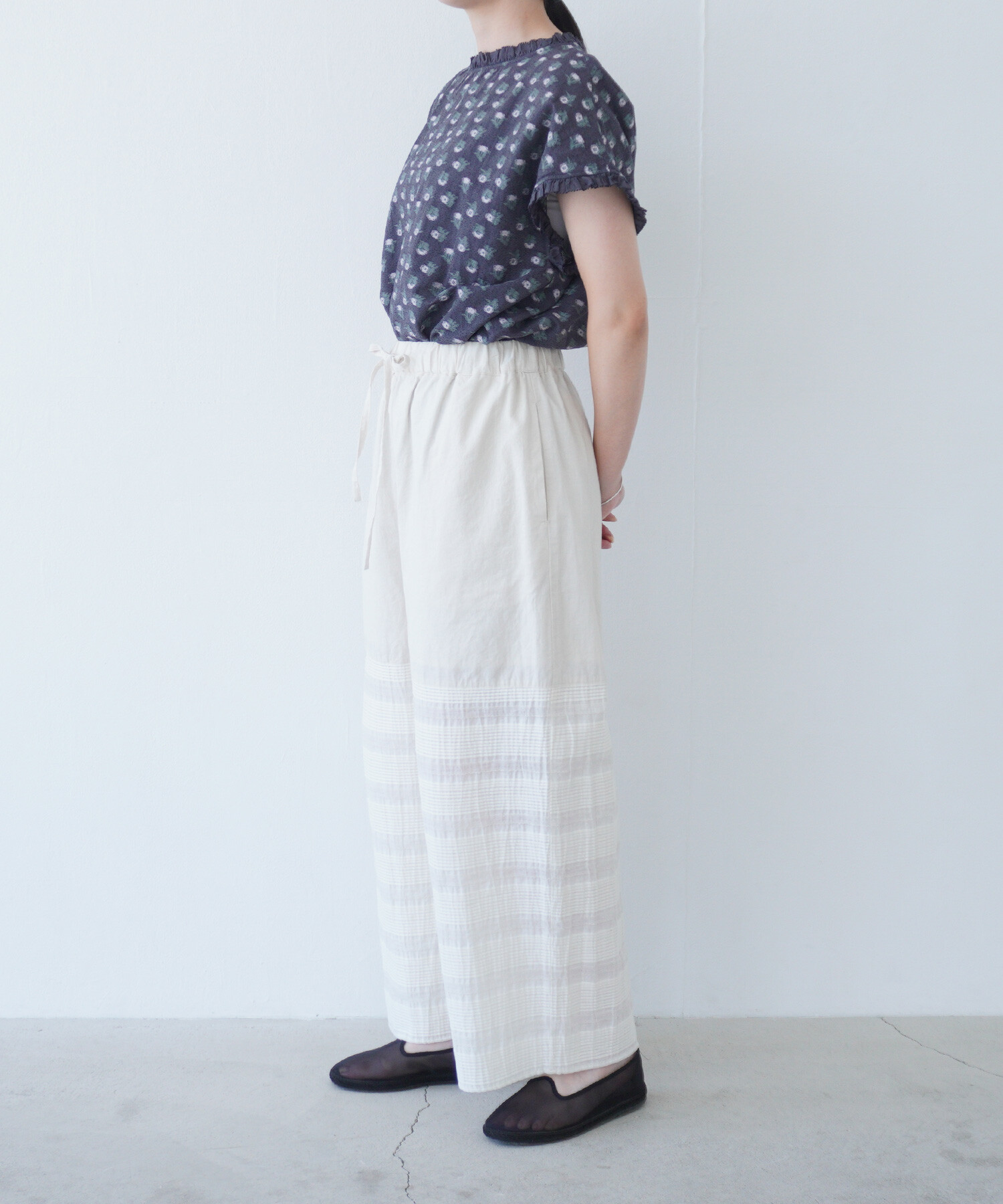 【trefle＋1 】フリルステッチブラウス FREDY & GLOSTER｜ドット刺繍フリルカラーブラウス | Rakuten