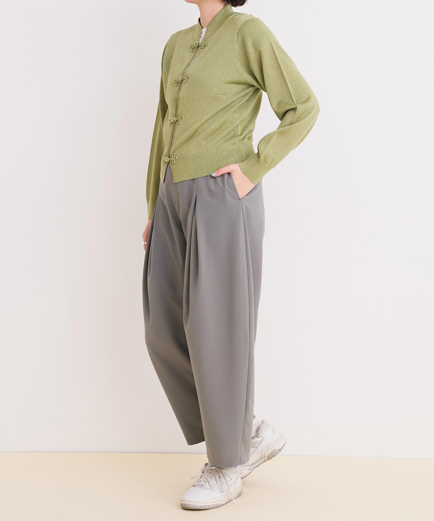 AMBIDEX Store ○Metallic yarn 華釦カーディガン(F クロ): l