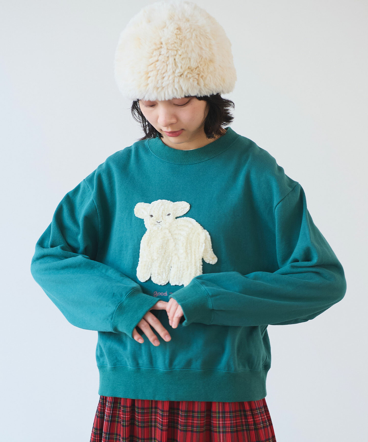 AMBIDEX Store ○ 30 / 10 コーマ裏毛 子ひつじ刺繍 スウェット(F コン